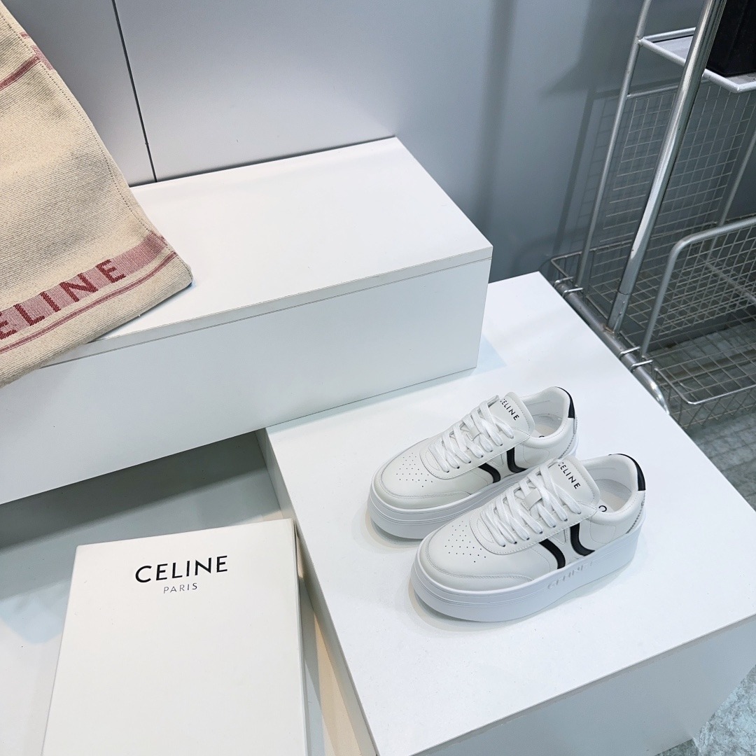 셀린느25 가을/겨울 신상 클래식 통굽 스니커즈