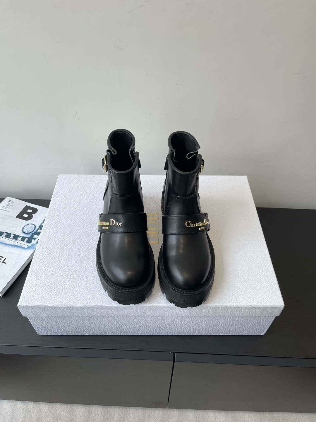 디올 25ss 가을/겨울 신상 블록 부츠