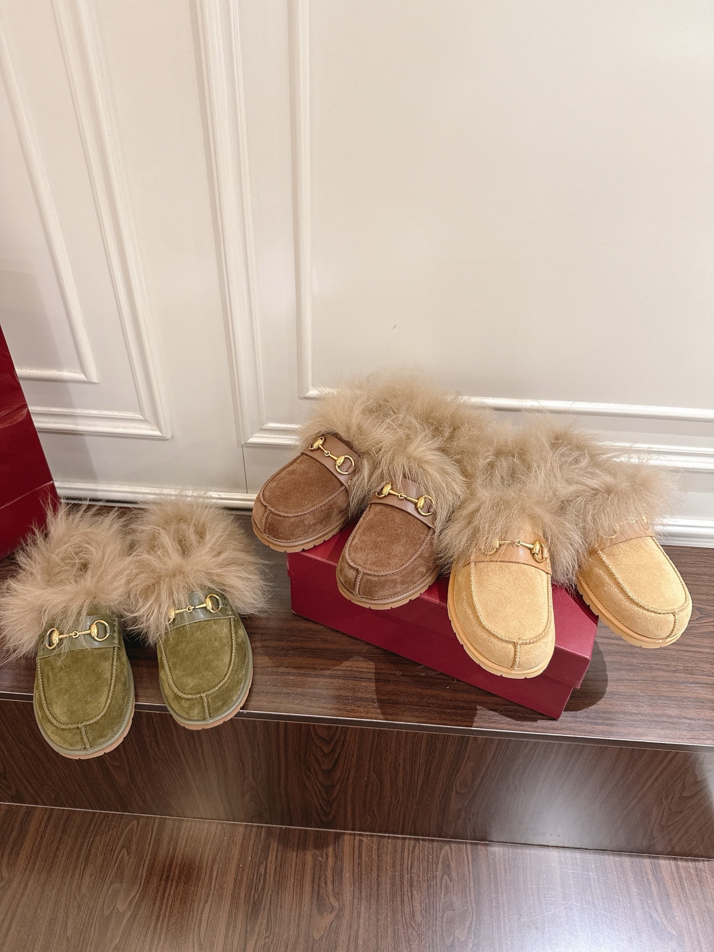 구찌 신상 양털 로퍼