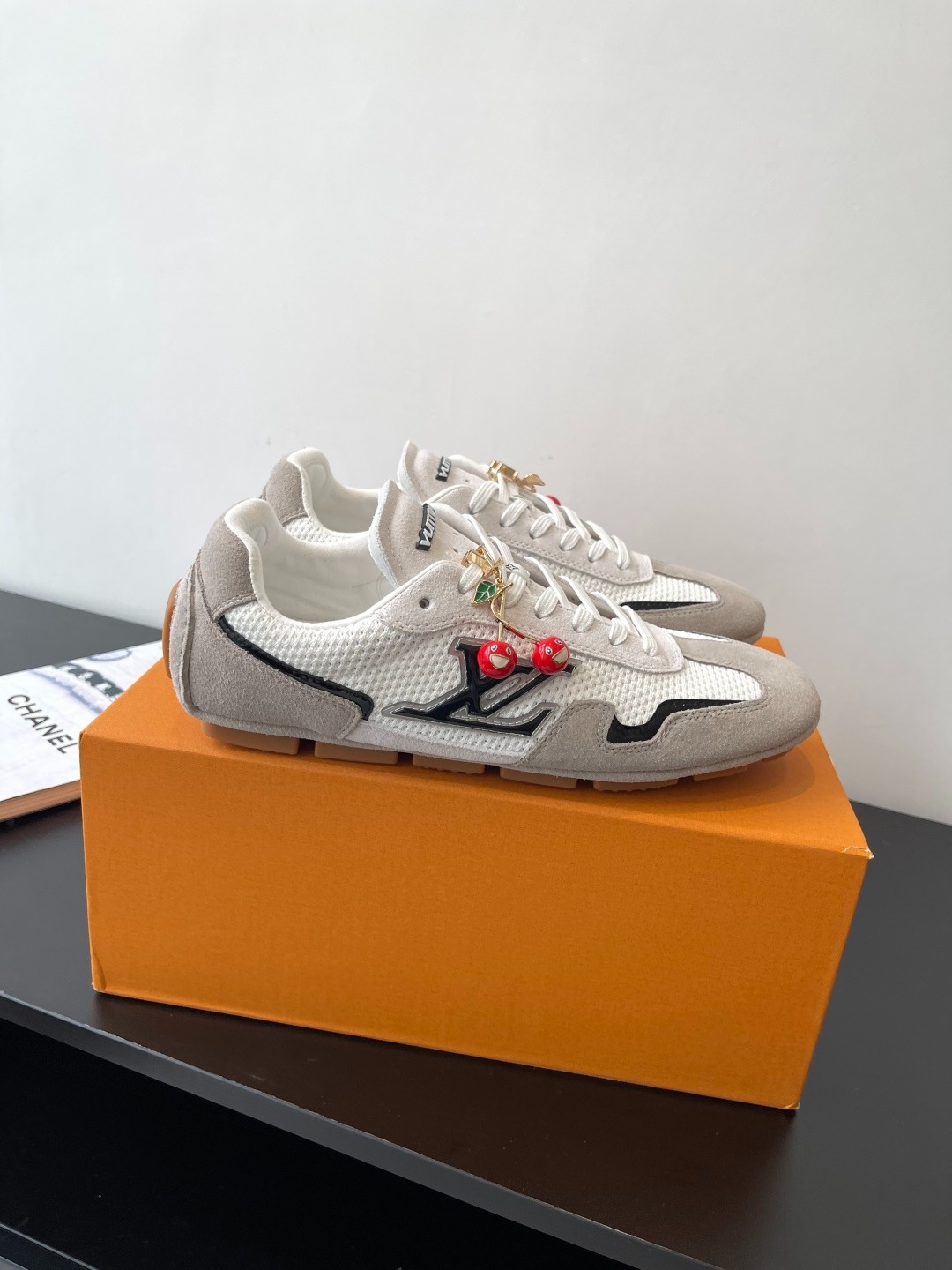 루이비통 신상 스니커즈