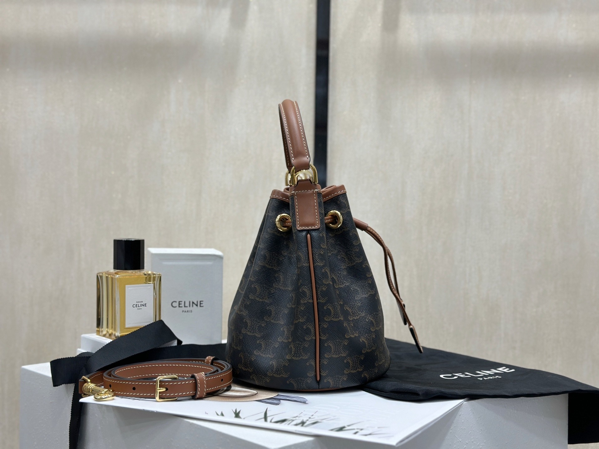 셀린느 틴 클라라 백