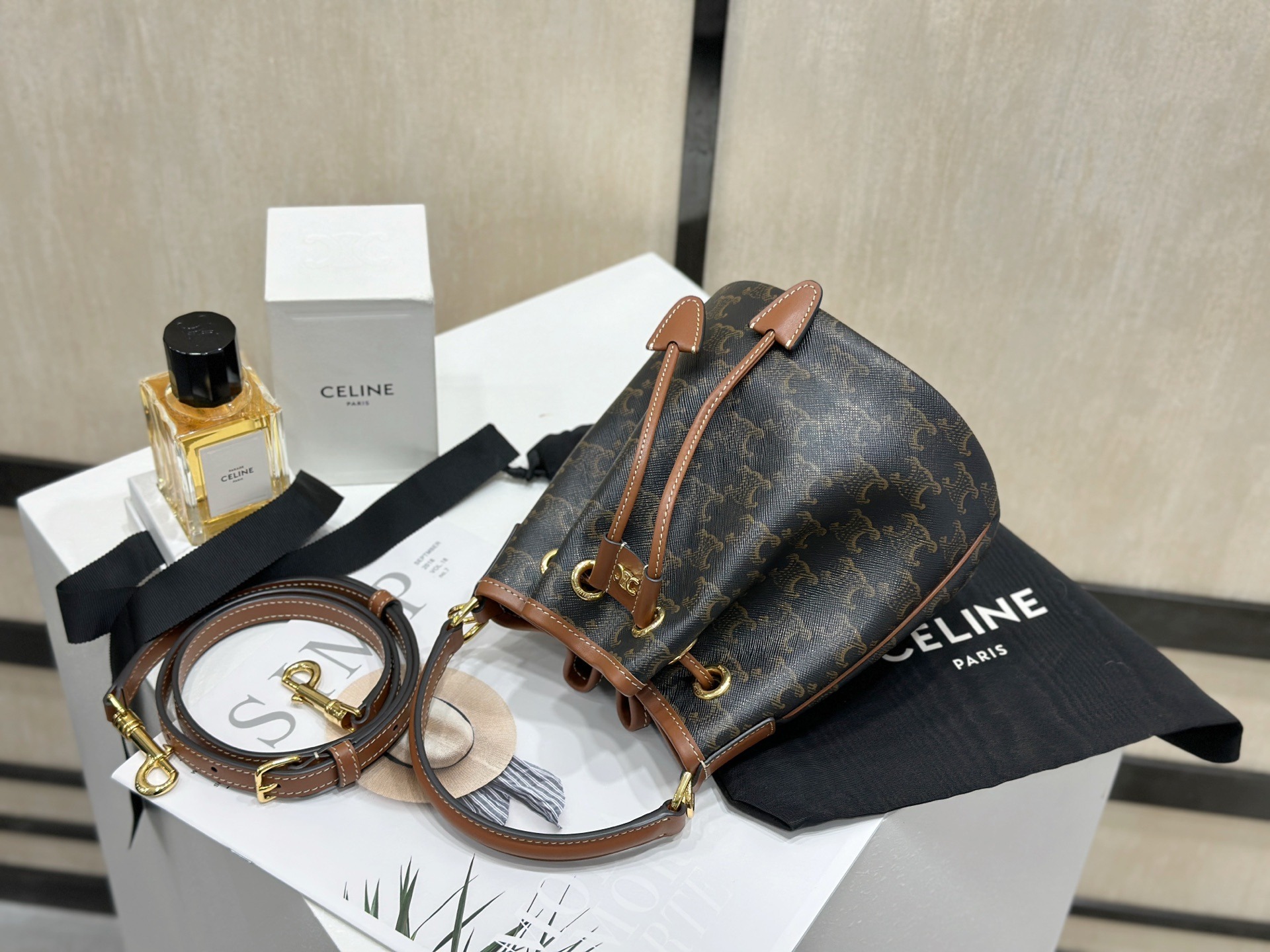 셀린느 틴 클라라 백