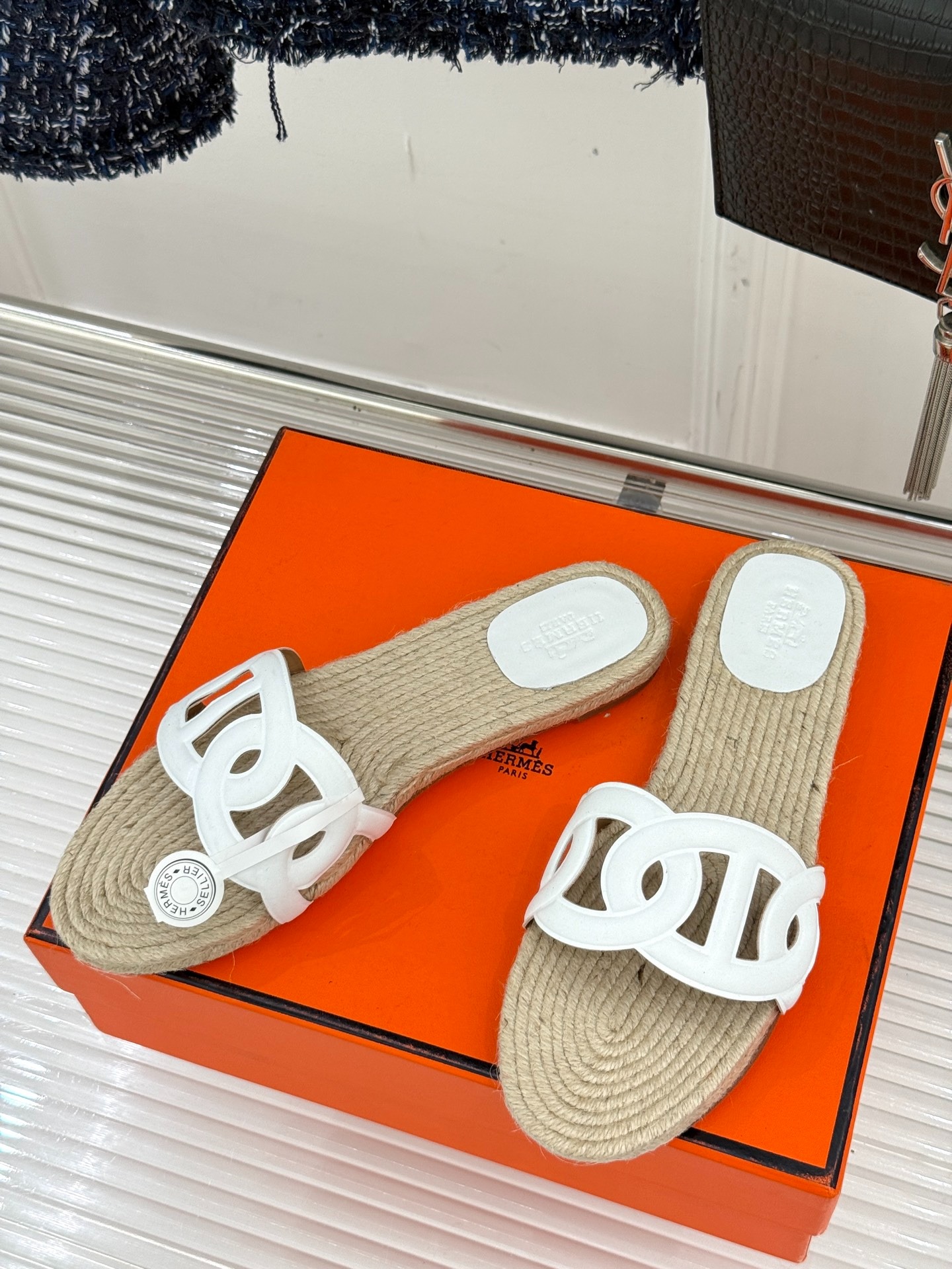 에르메스 클래식 슬리퍼