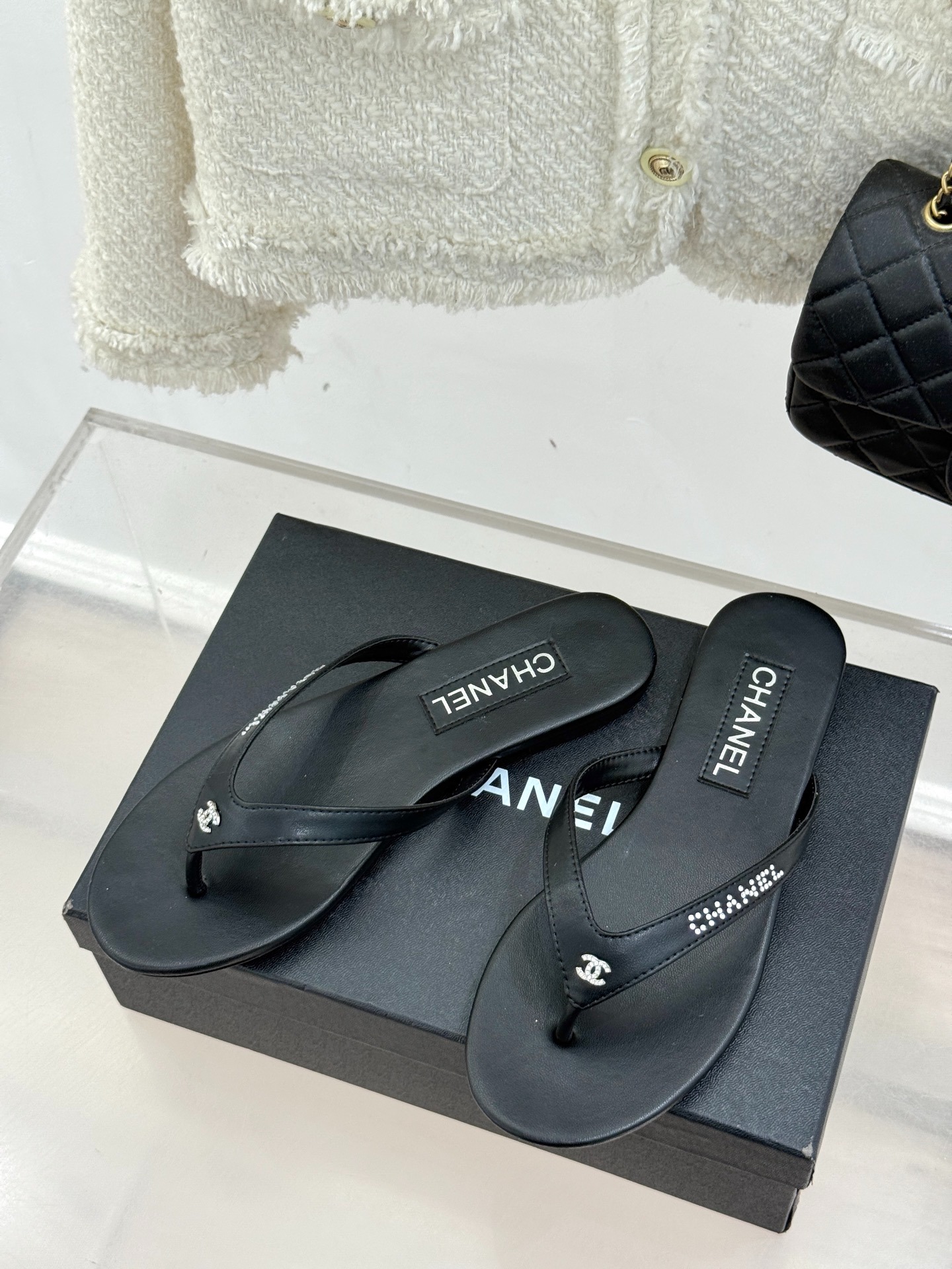 샤넬 25C 봄여름 큐빅 레터링 조리