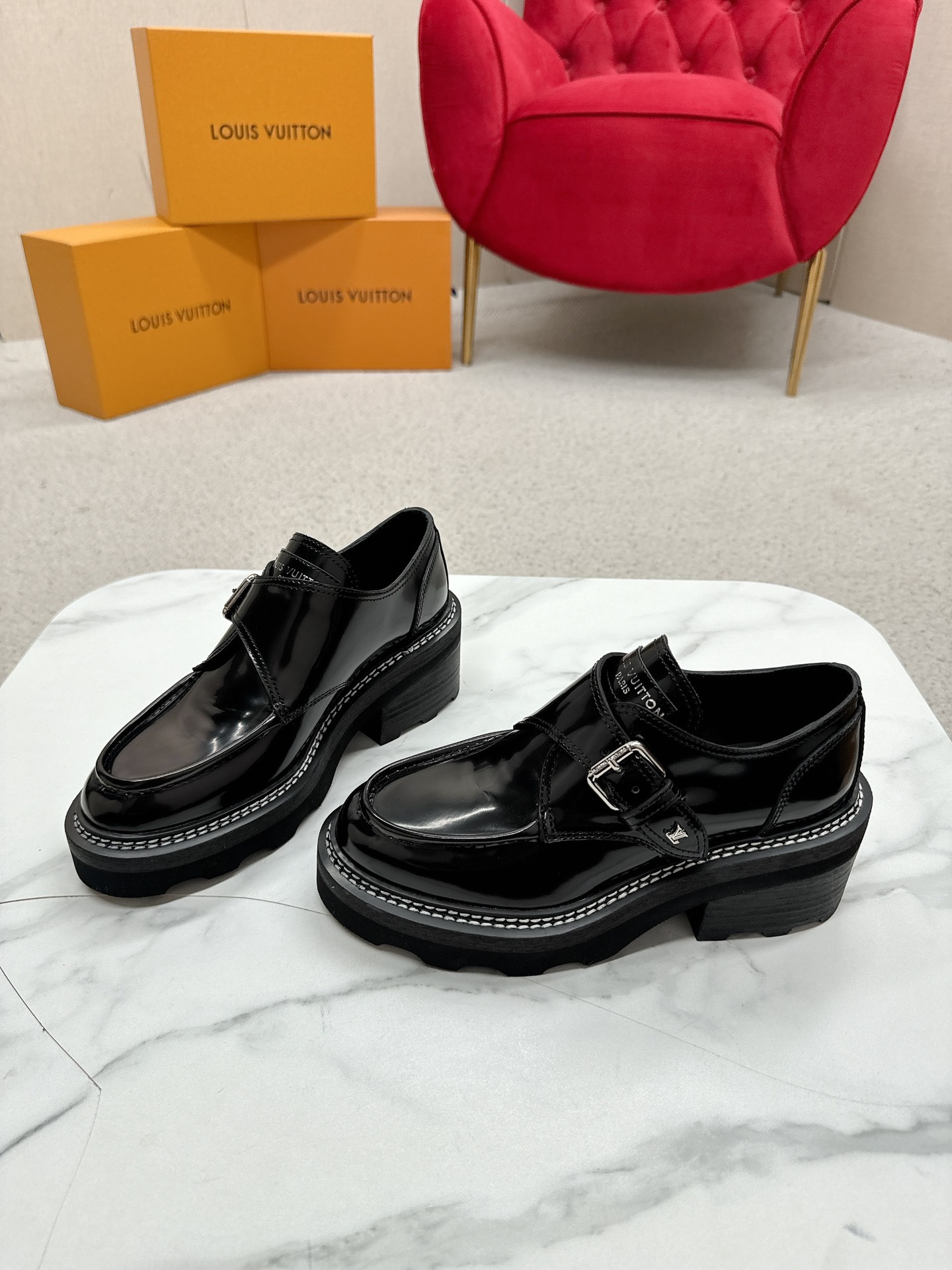 루이비통 신상 패션 메리제인 통굽 로퍼