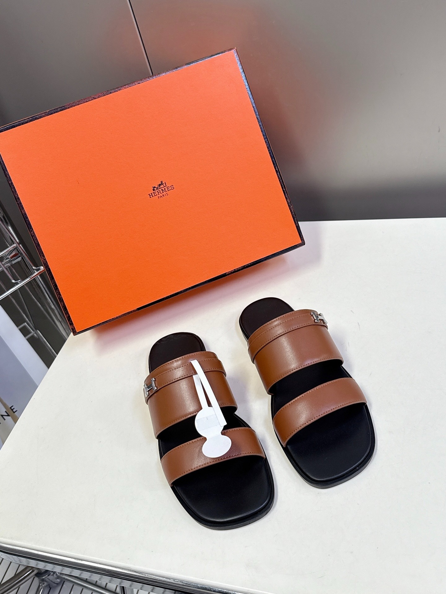 에르메스 봄여름 최신 슬리퍼