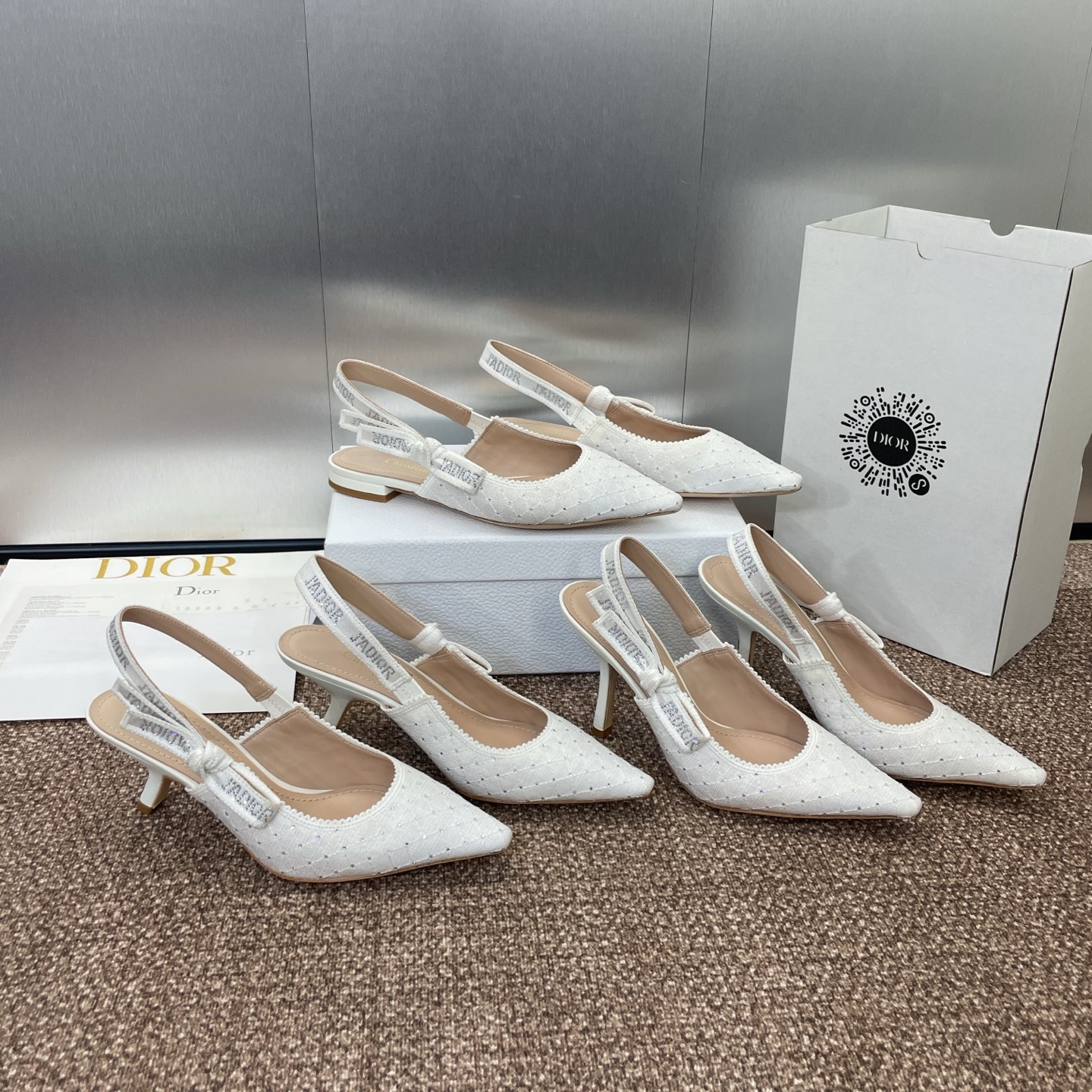 디올 스트랩 백 샌들