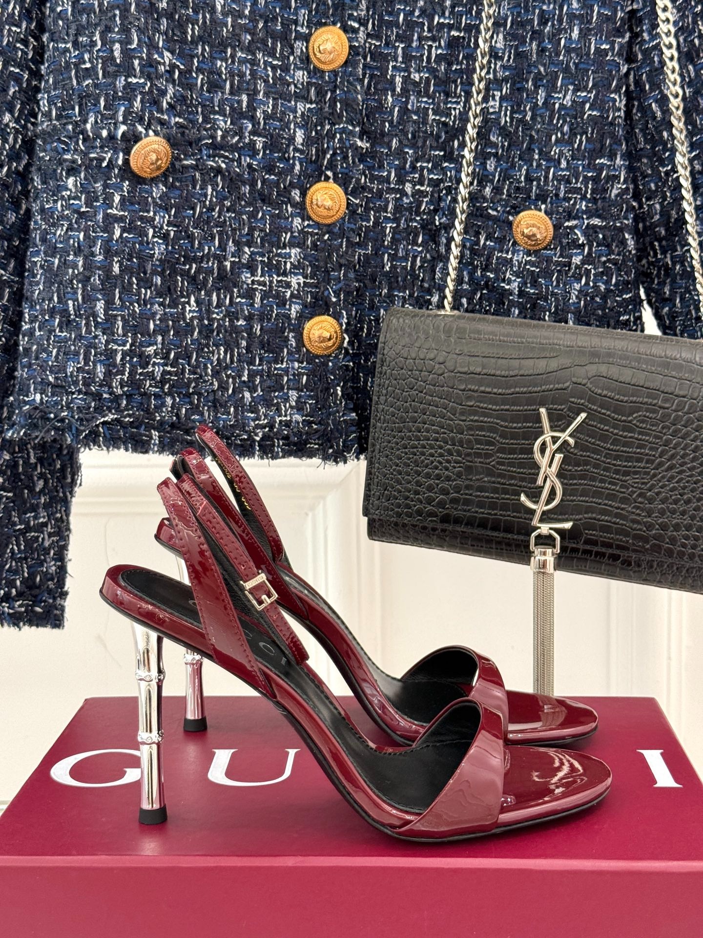 구찌 25S 신상 스틸레토 힐 일자 스트랩 샌들