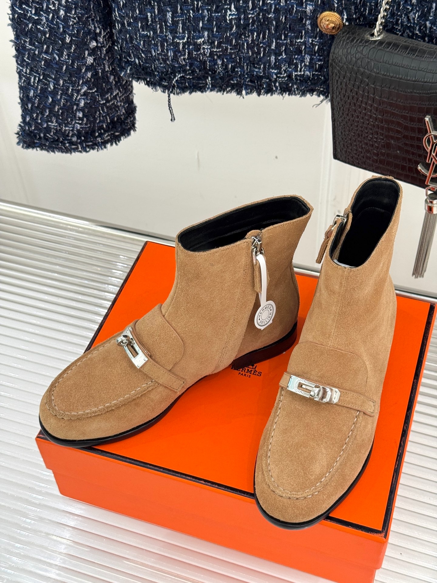 에르메스 25WF 신상 켈리 버클 플랫