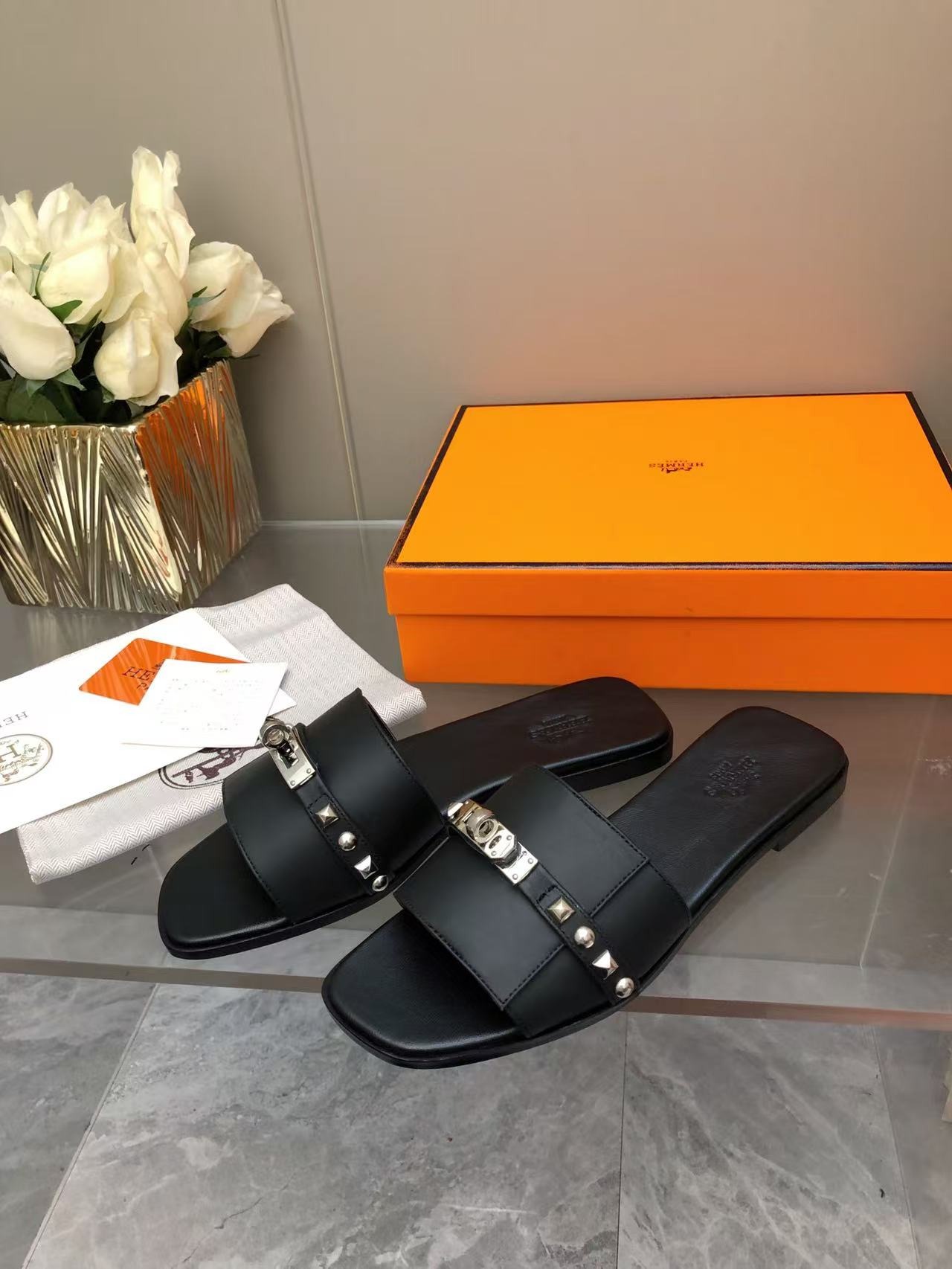 에르메스 클래식 켈리 슬리퍼