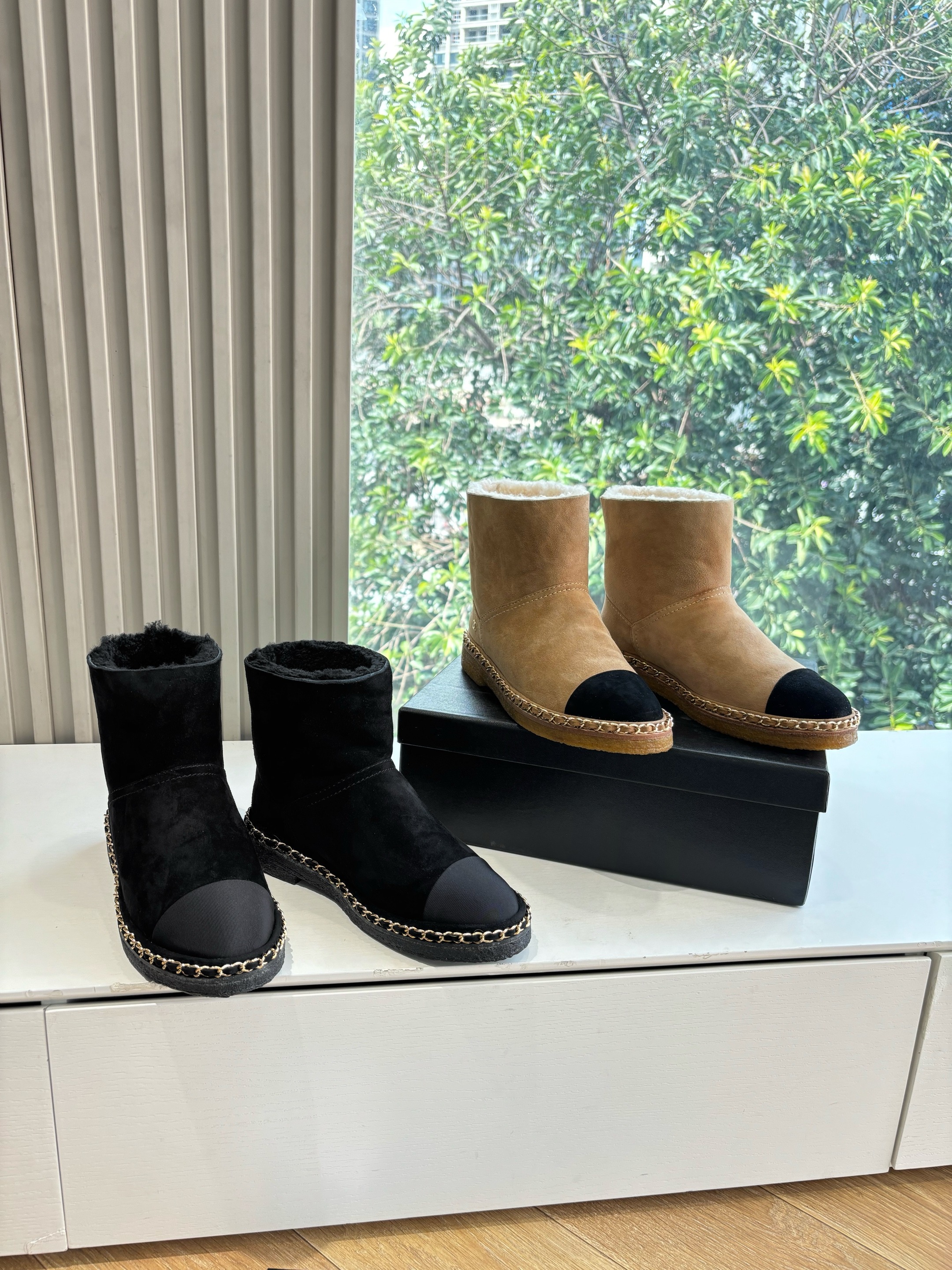 샤넬 신상 첼시 앵클 스노우 부츠