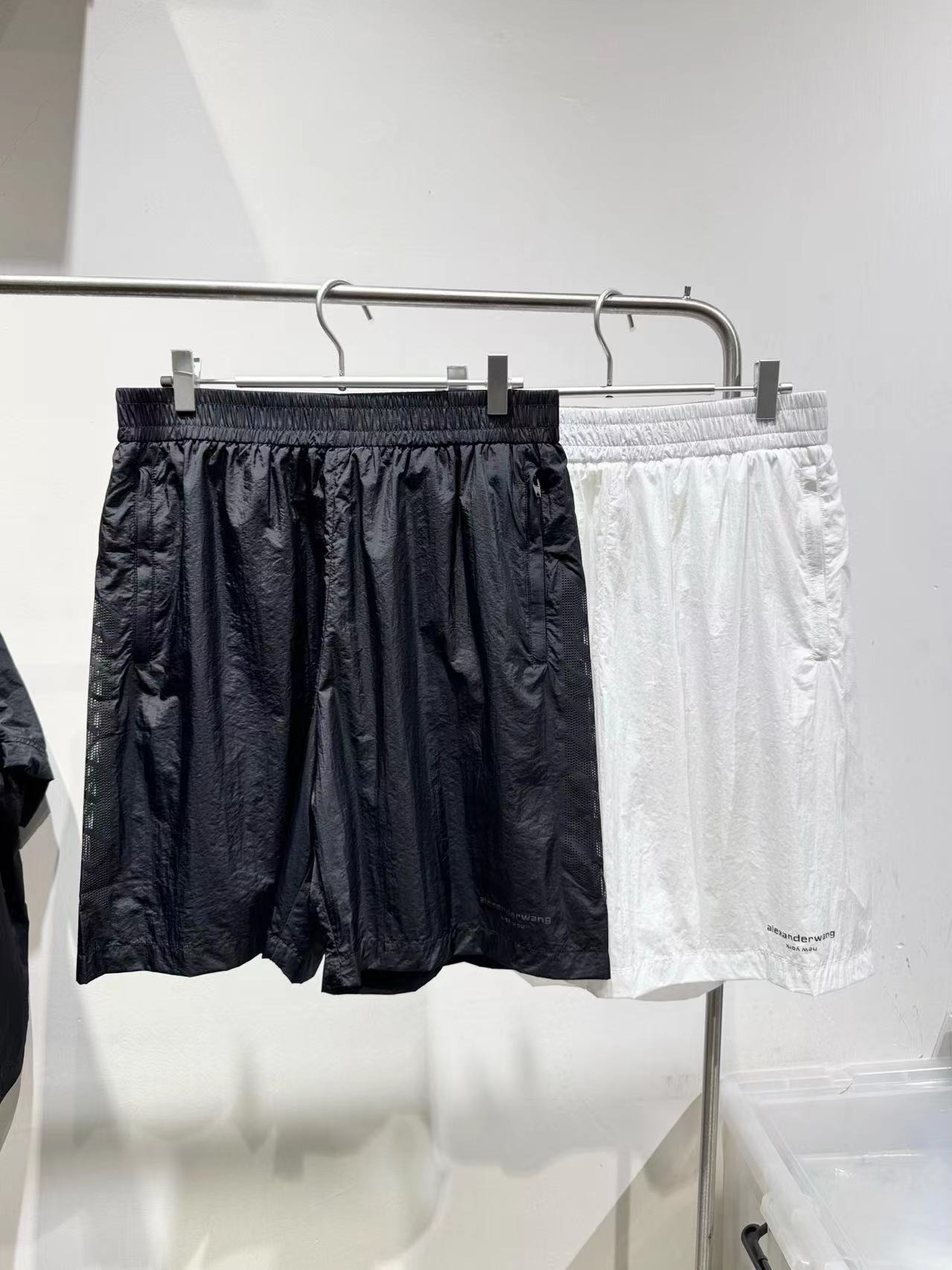 알렉산더왕 자외선 차단 쇼트 팬츠