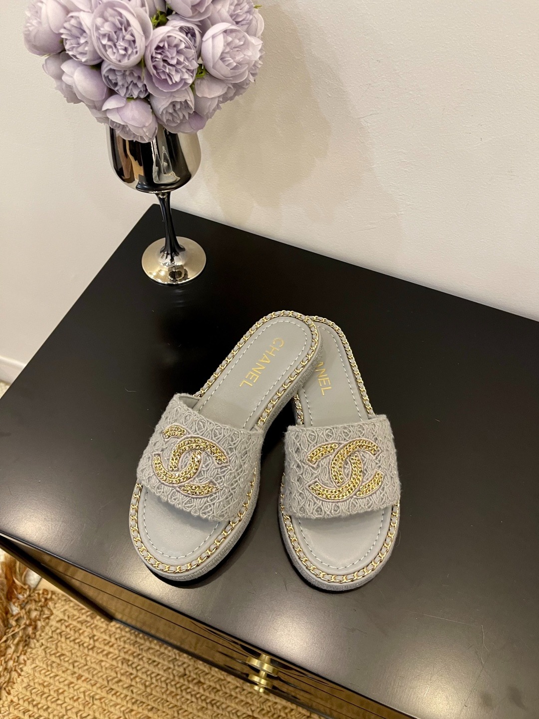 샤넬25 신상 플랫 통굽 슬리퍼