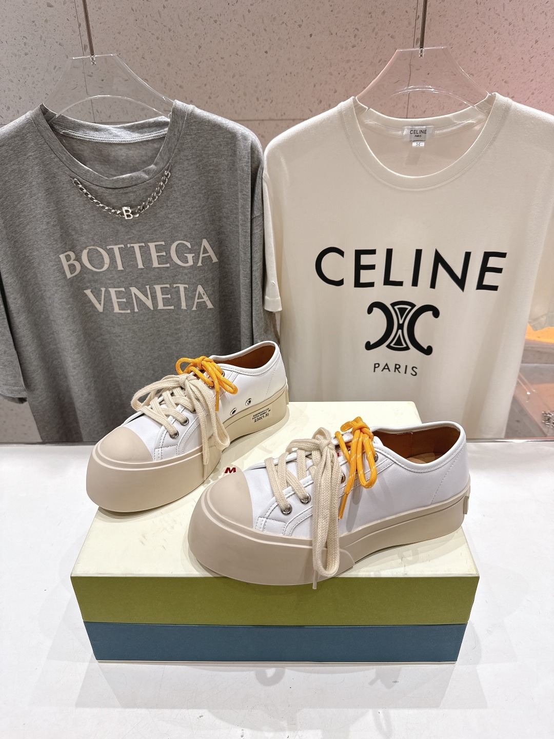 마르니 메리제인형 하프테이프 스트랩 슈즈