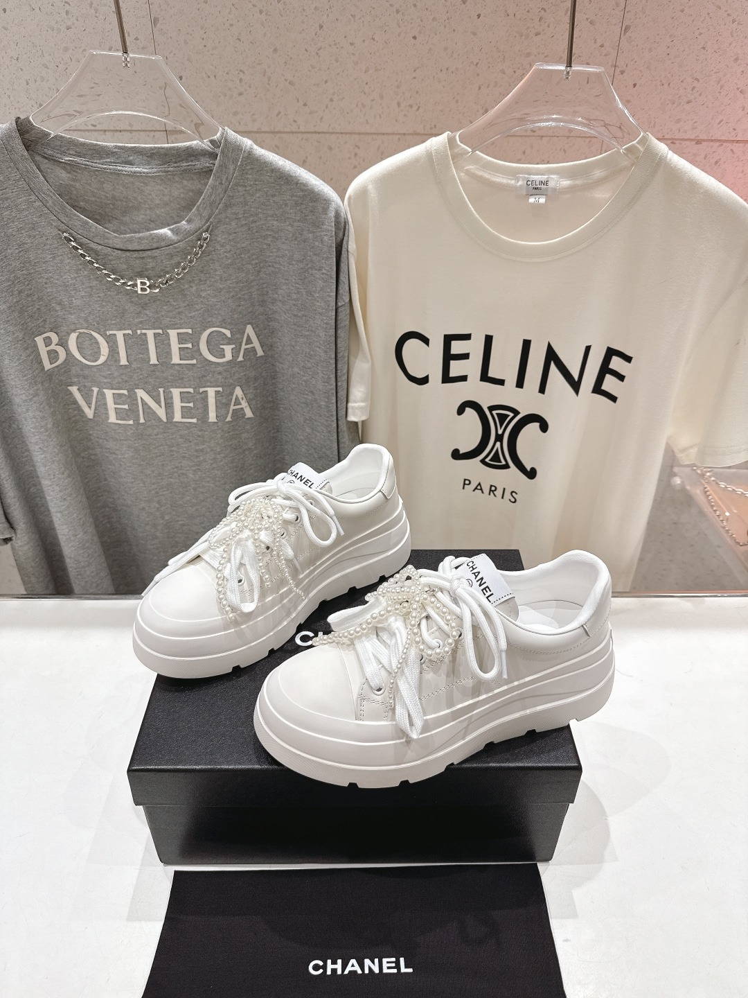 샤넬 2025ss 최신 통굽 쿠키슈즈