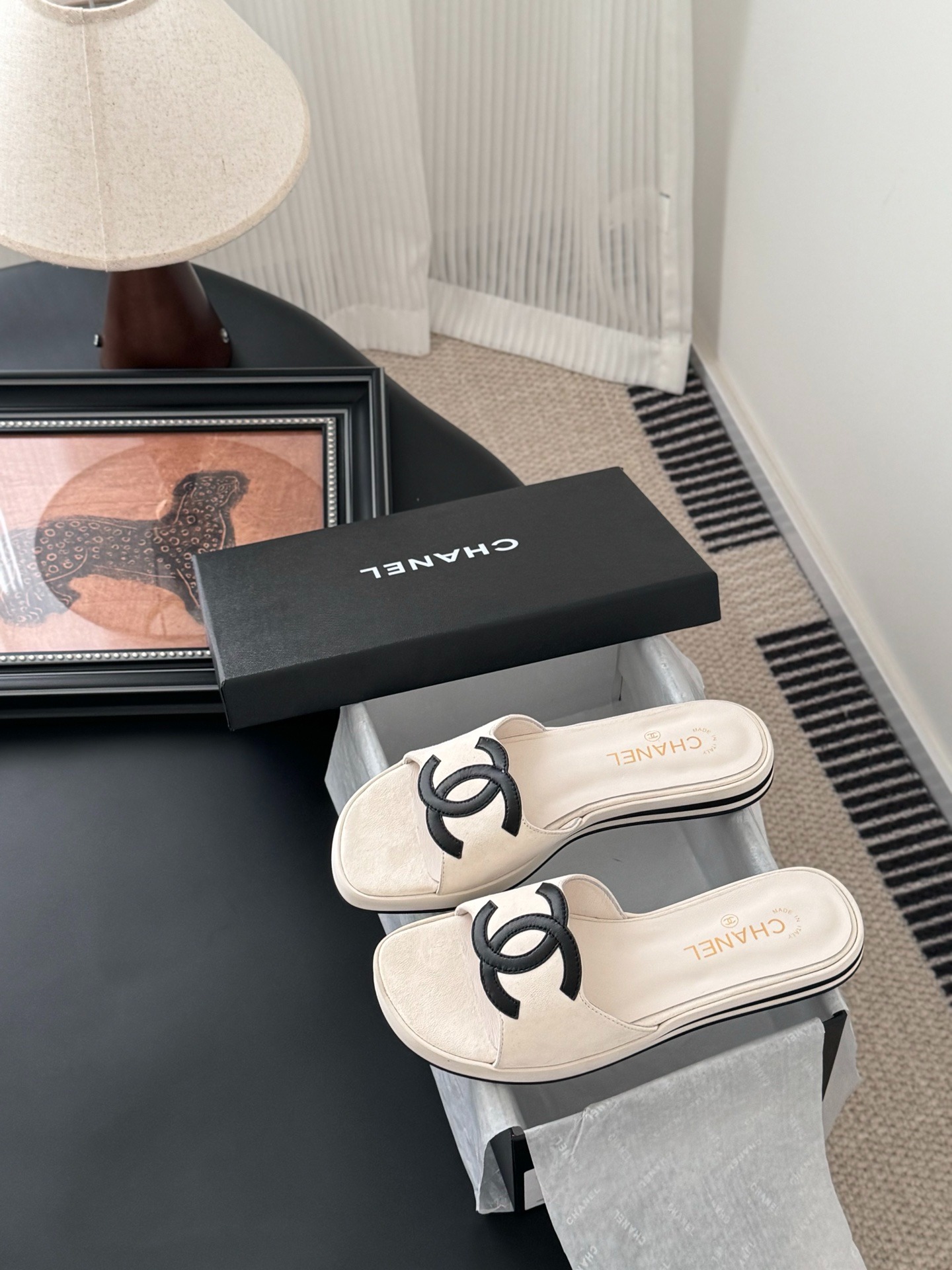 샤넬 25K 봄여름 신상 더블 C 슬리퍼