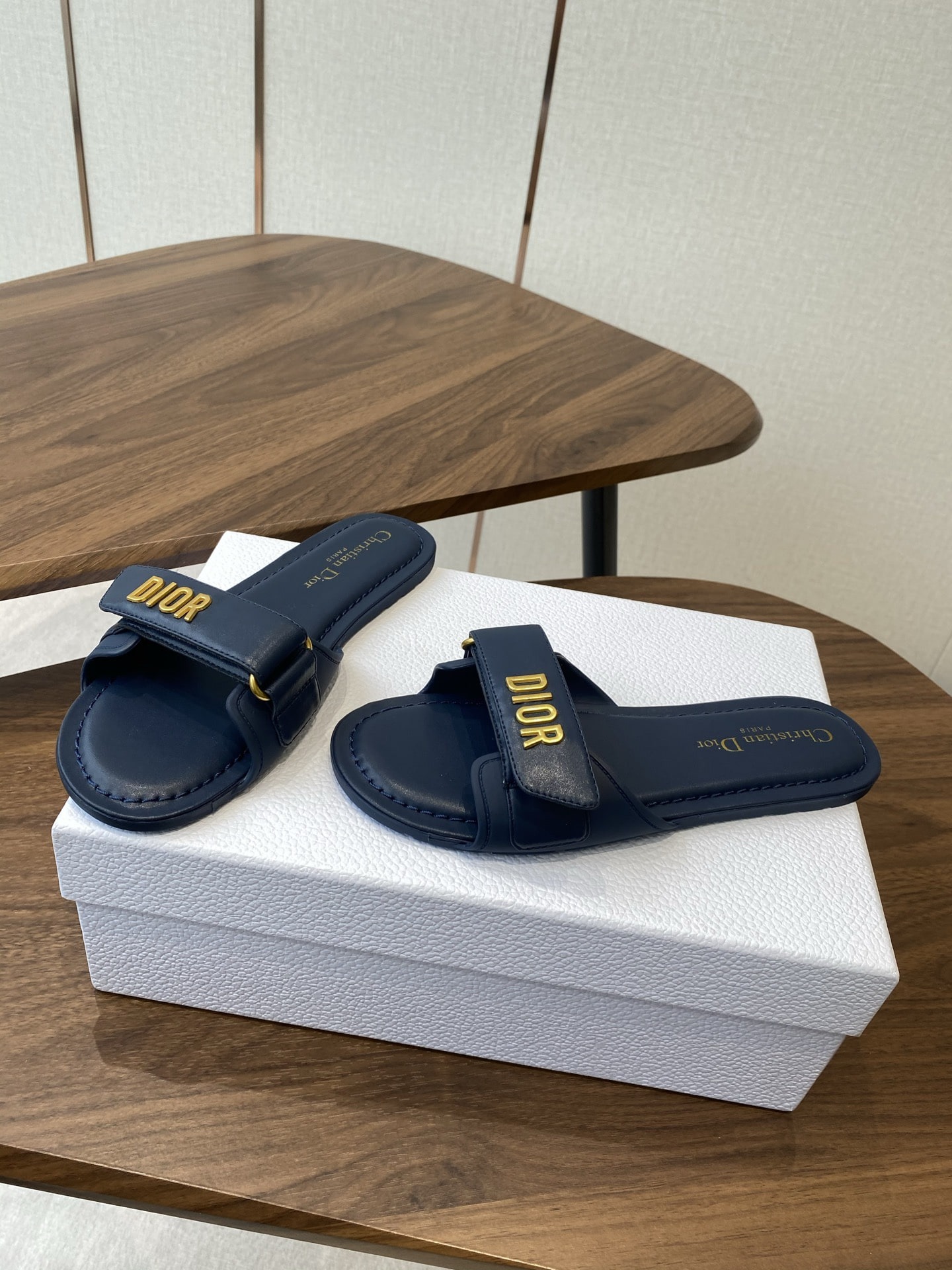 디올 벨크로 슬리퍼