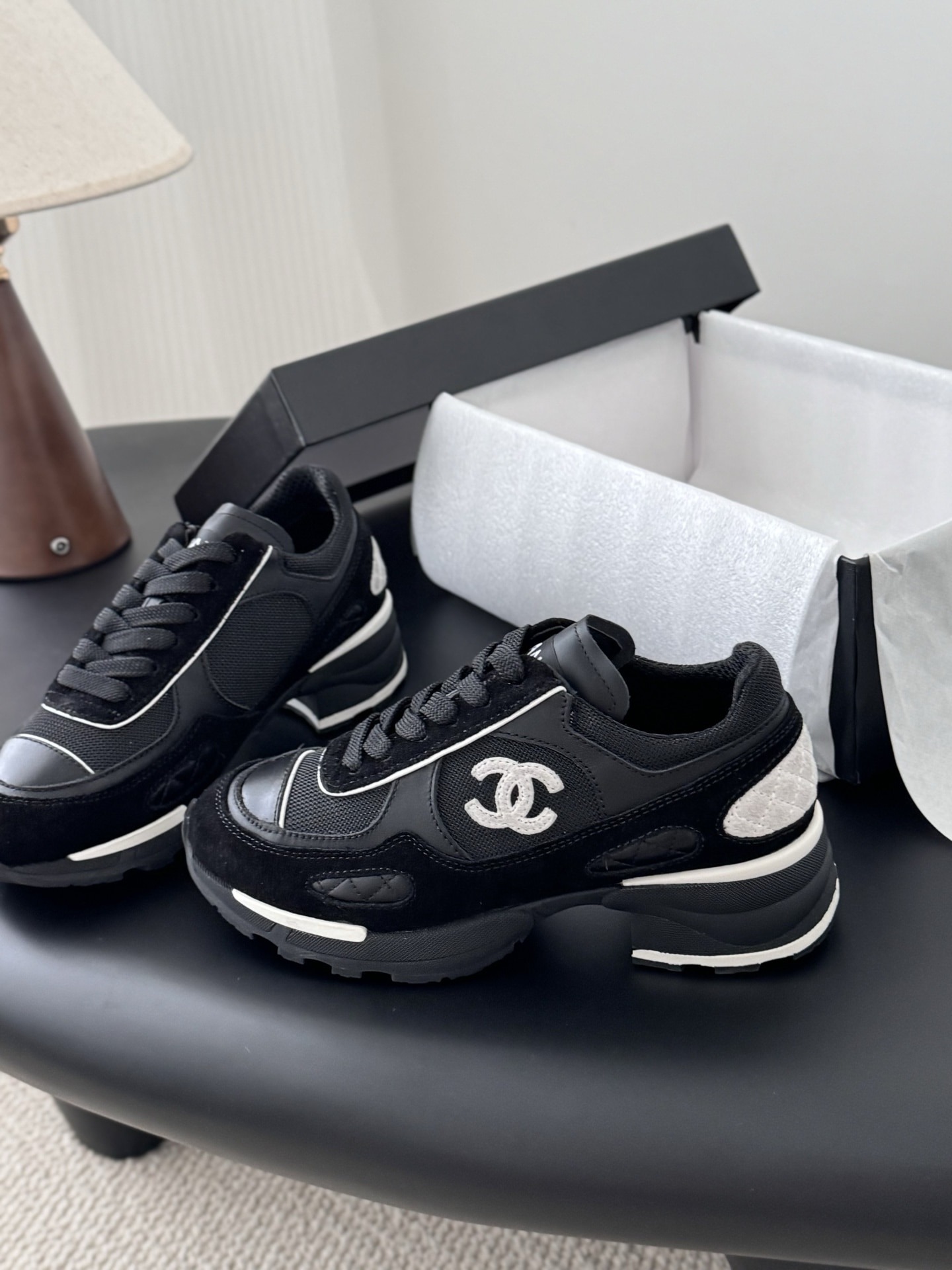 샤넬 25C 신상 스니커즈