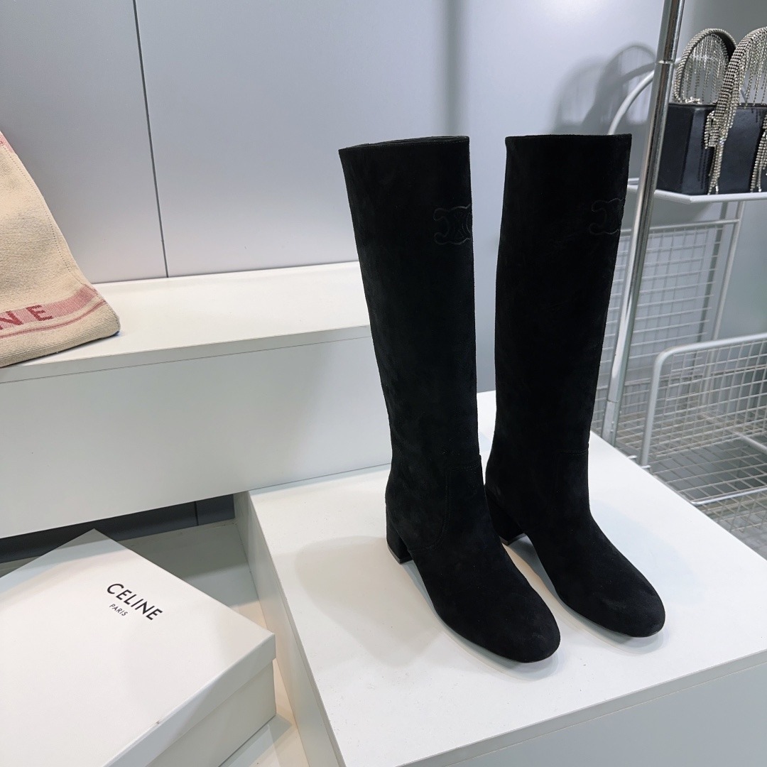 셀린느 25ss 가을/겨울 신상 빈티지 에나멜 스트레이트 부츠