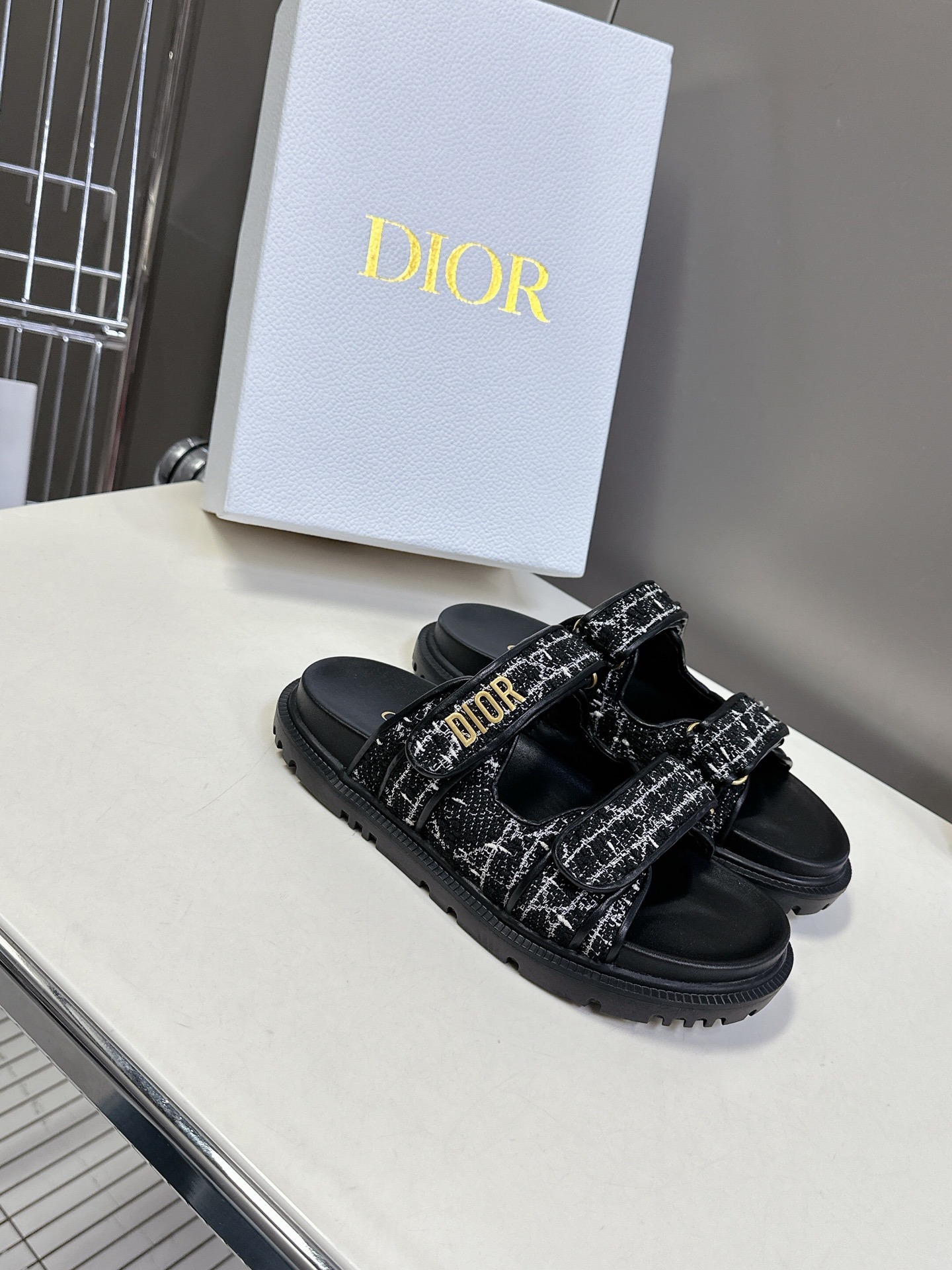 디올 봄여름 최신 벨크로 슬리퍼