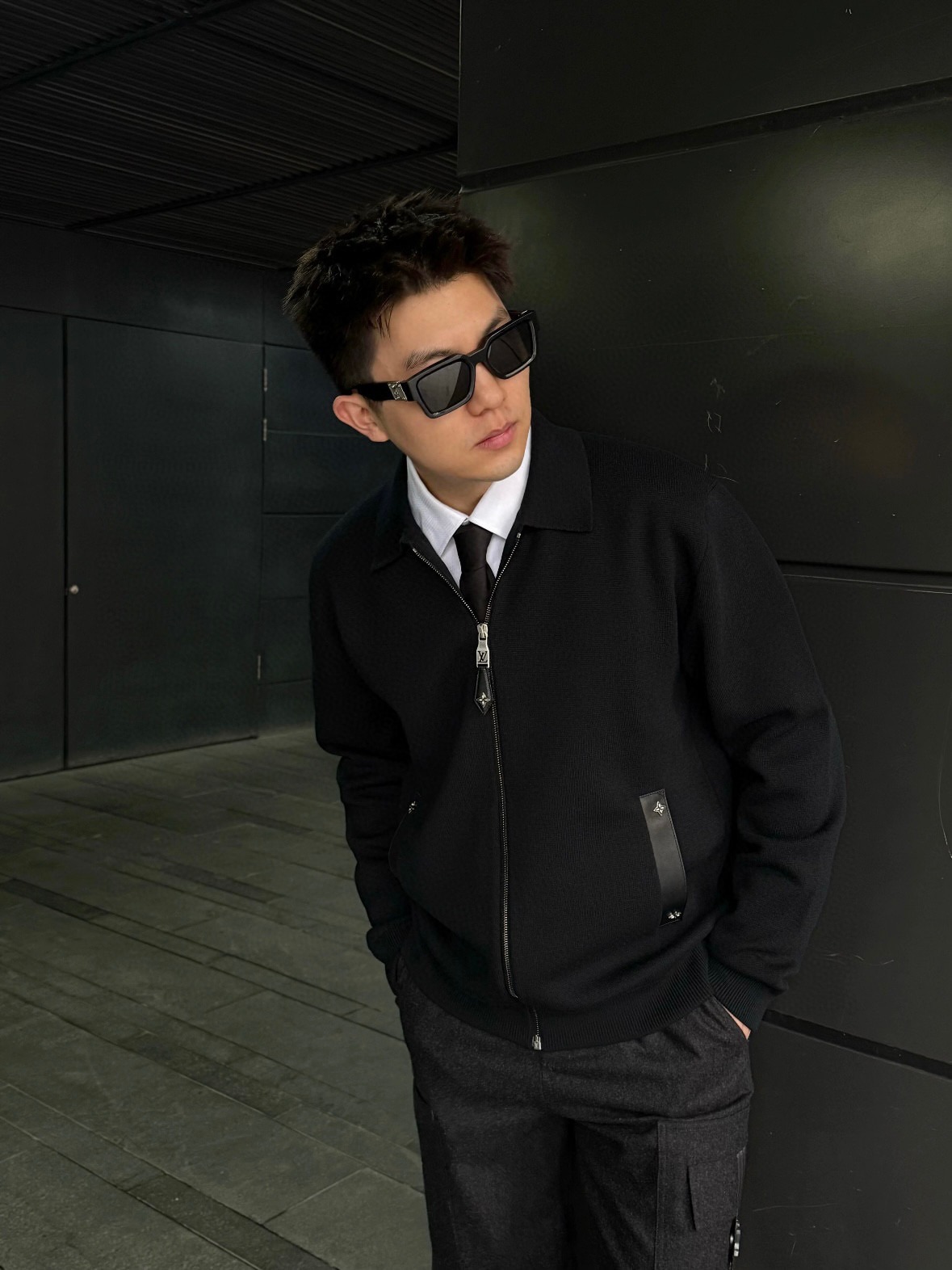 루이비통 가죽 니트 블루종 점퍼