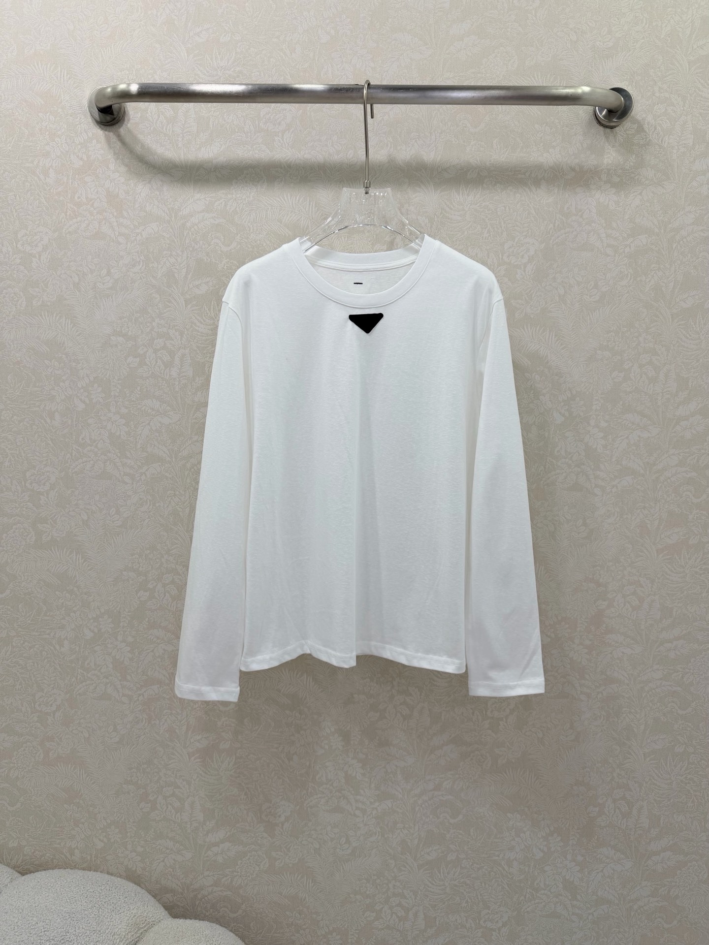 프라다 26 신상 라운드넥 순면 티셔츠