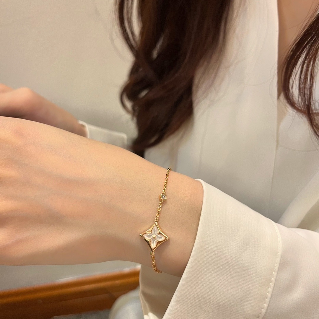 루이비통 플라워 브레이슬릿