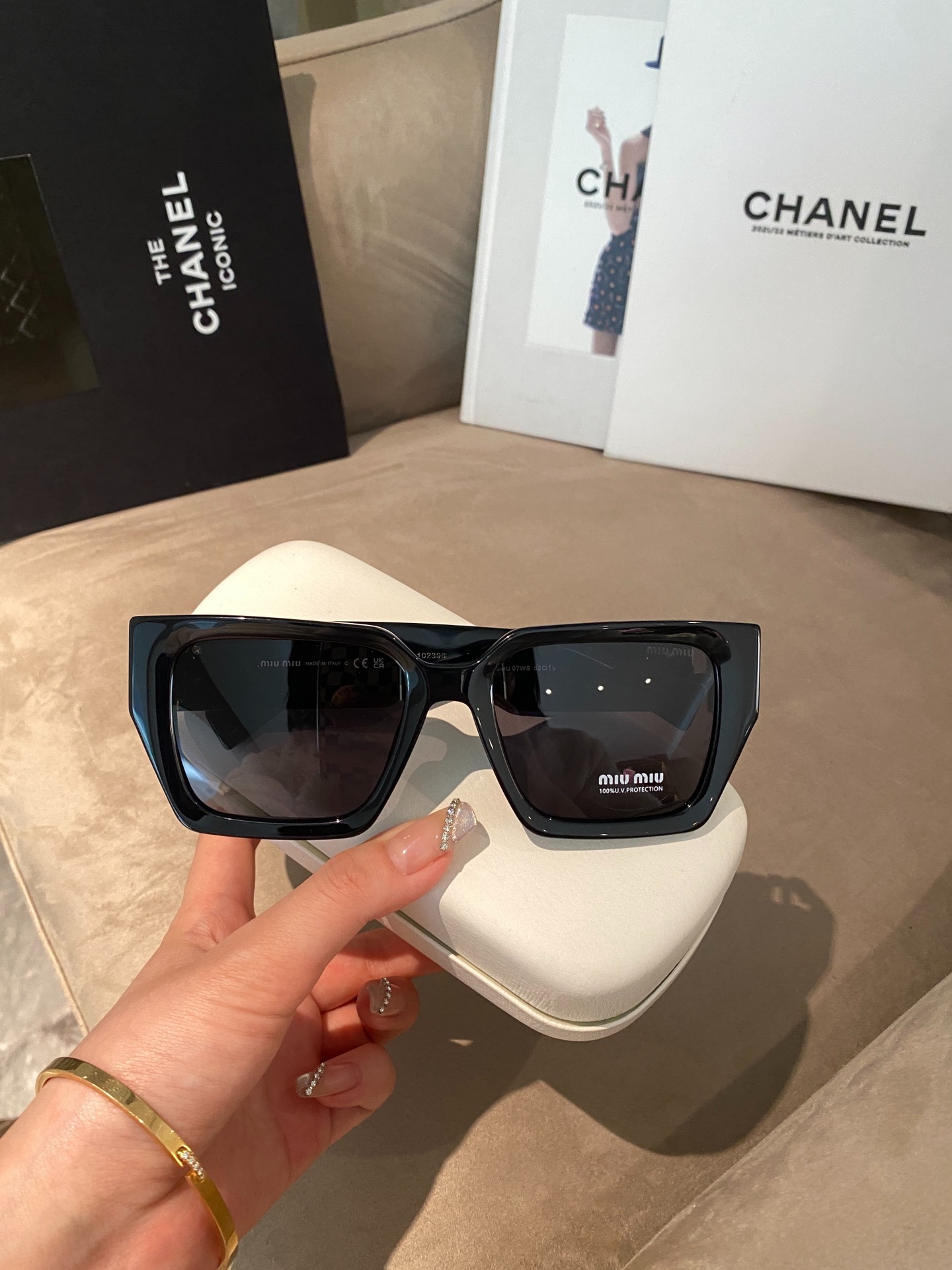 미우미우 스퀘어 선그라스