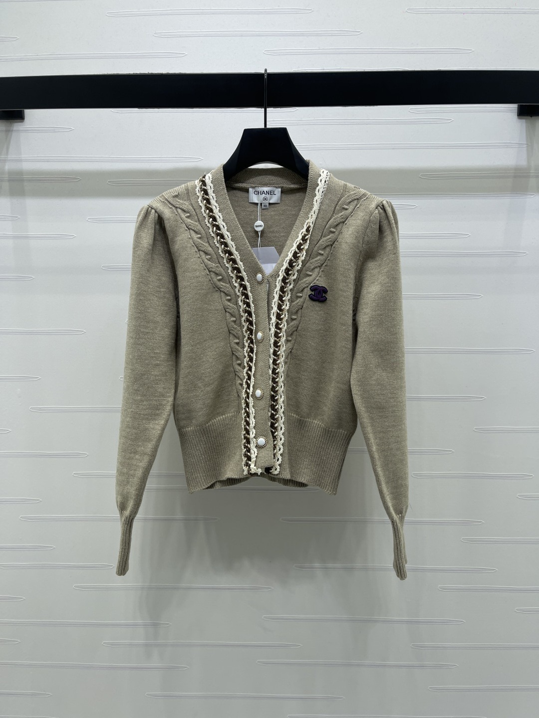 샤넬 26 신상 브이넥 니트 가디건