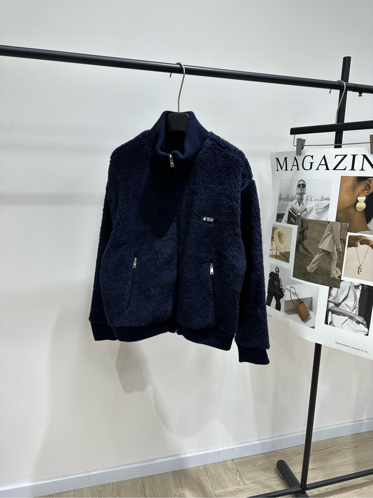 프라다 양털 테디베어 집업