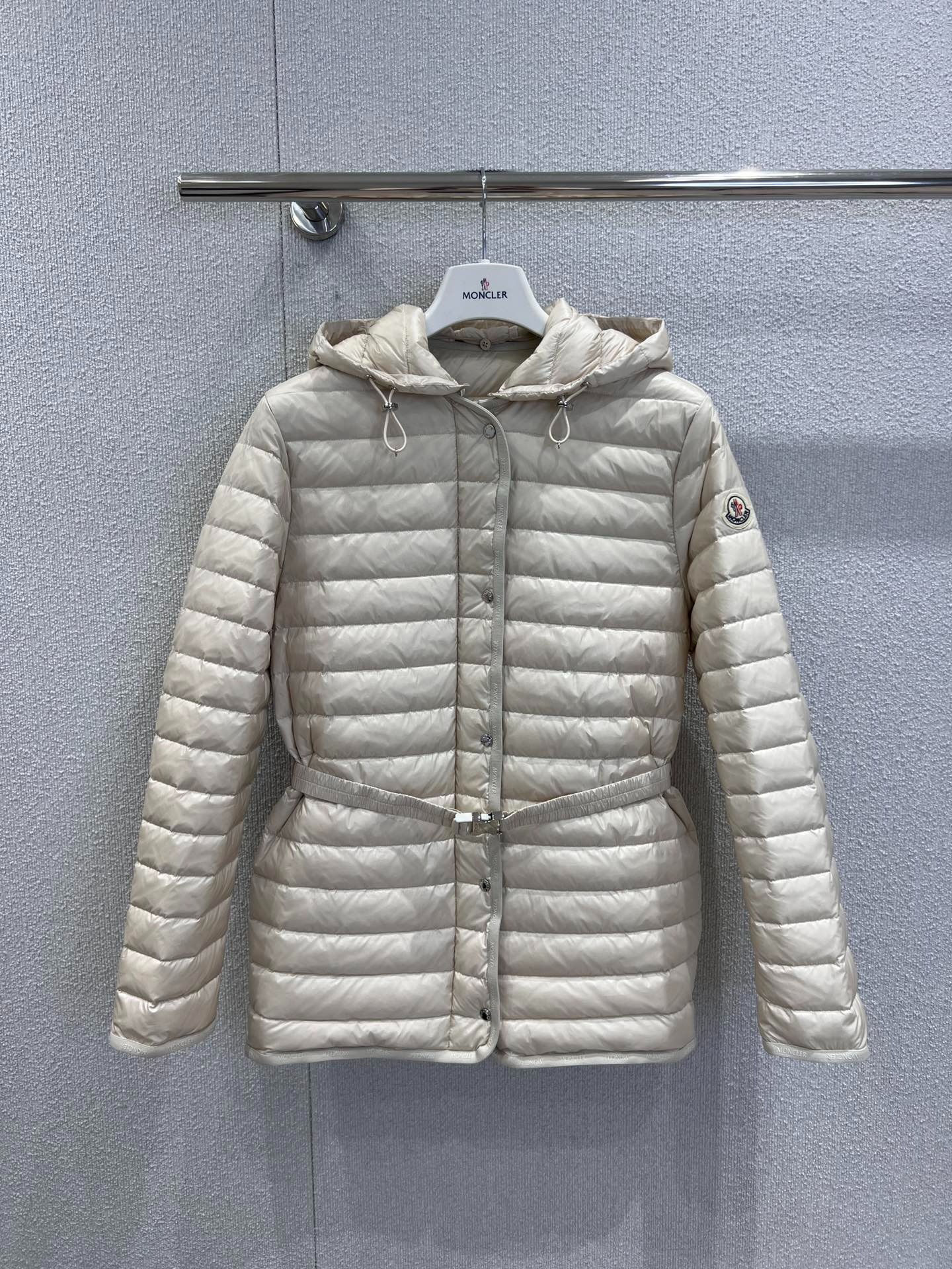 몽클레어 25FW 신상 오레돈 패딩