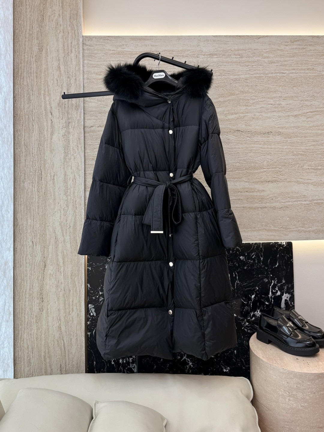 막스마라 신상 폭스퍼 넥 롱패딩