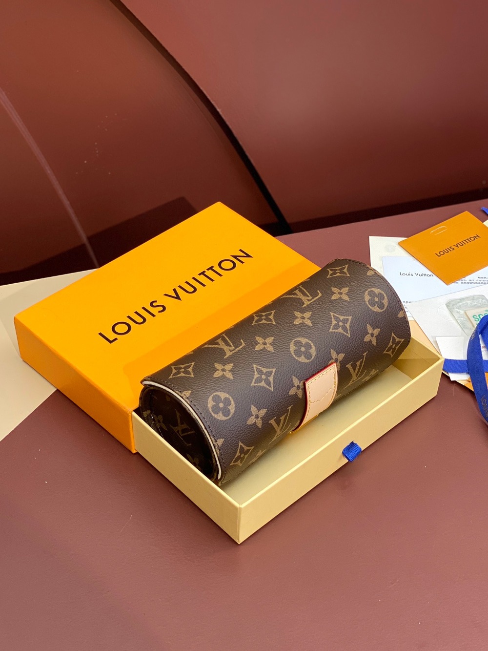 루이비통 에튀 비쥬 백 M10145