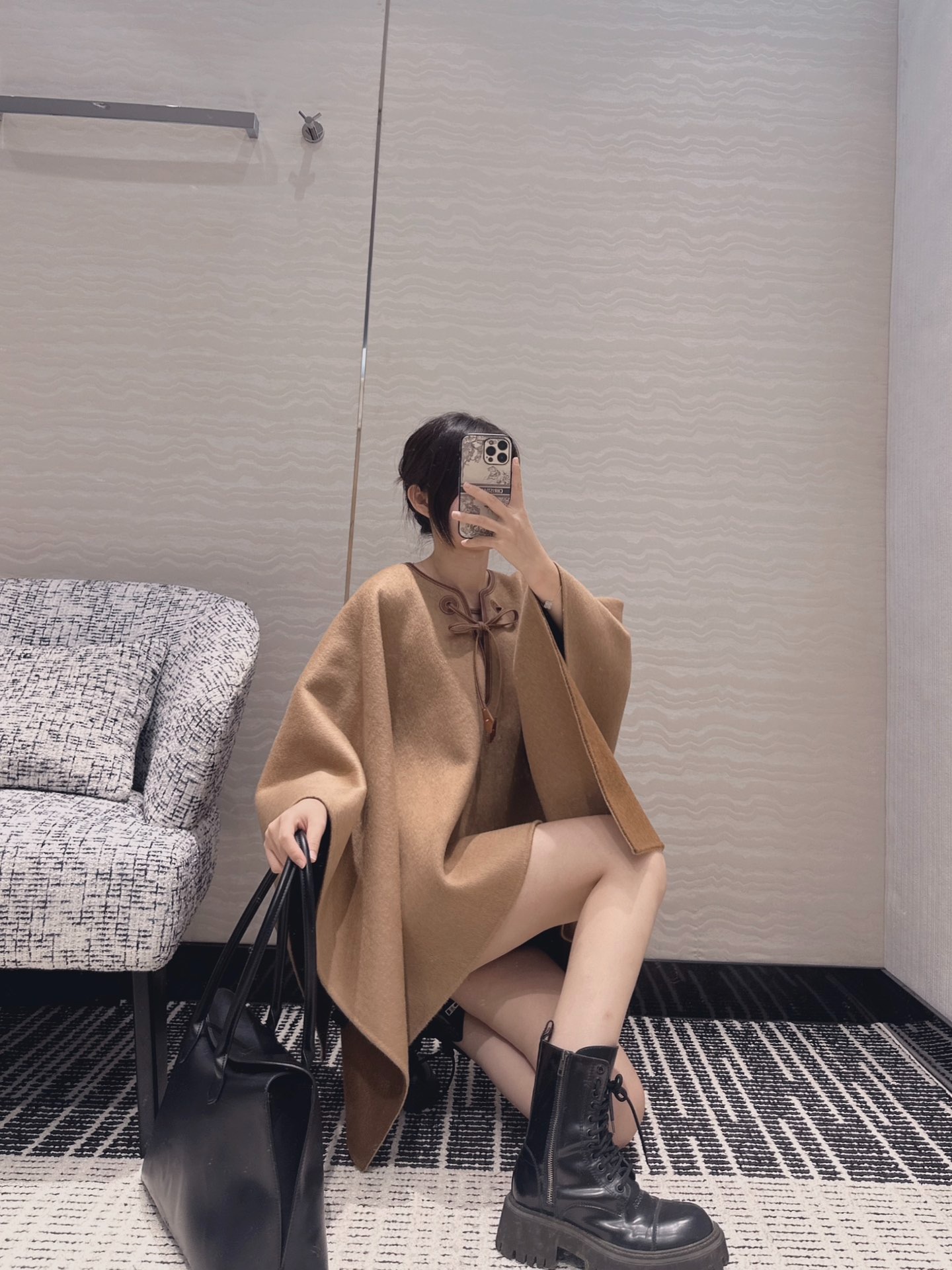 로로피아나 제시 캐시미어 케이프