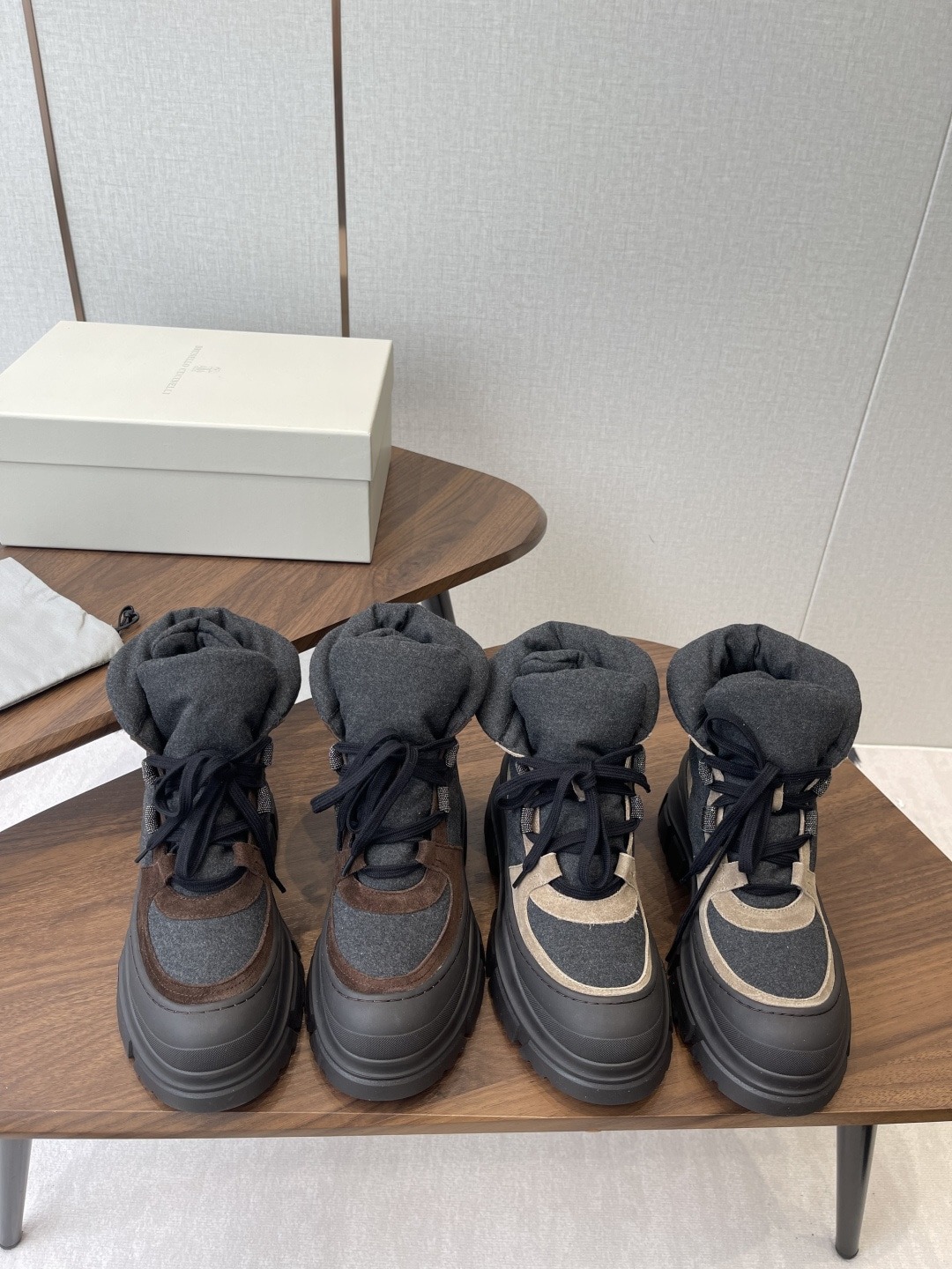 브루넬로쿠치넬리 쿠치넬리 25vs 신상 부츠