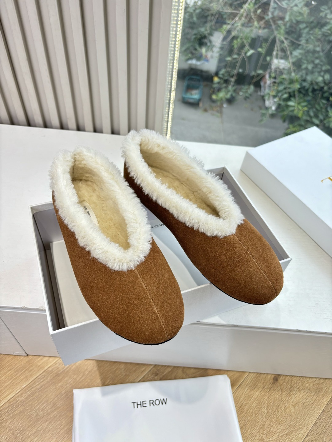 더로우 25WF 신상 털 슈즈