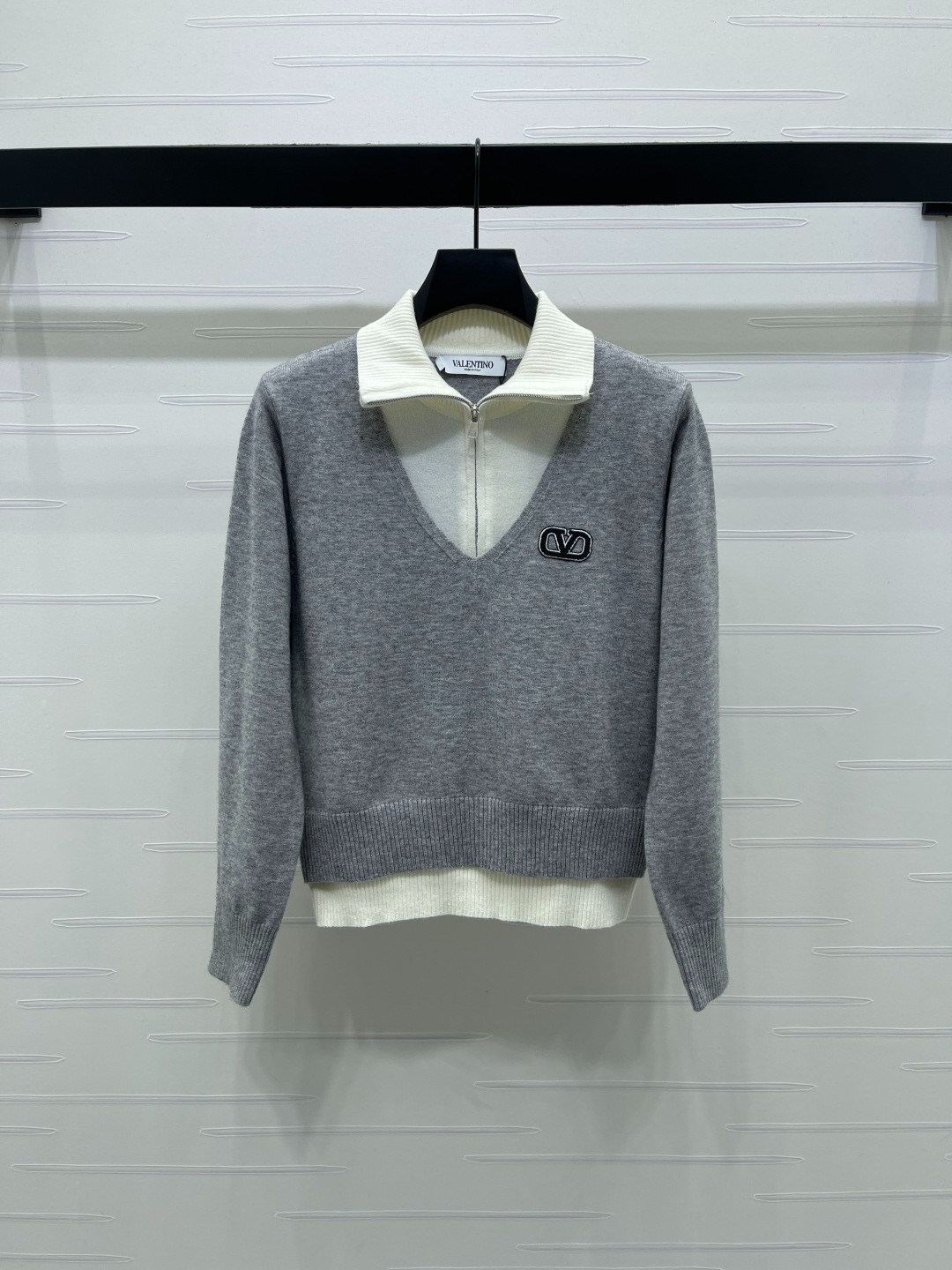 발렌티노 25 신상 페이크 니트 탑