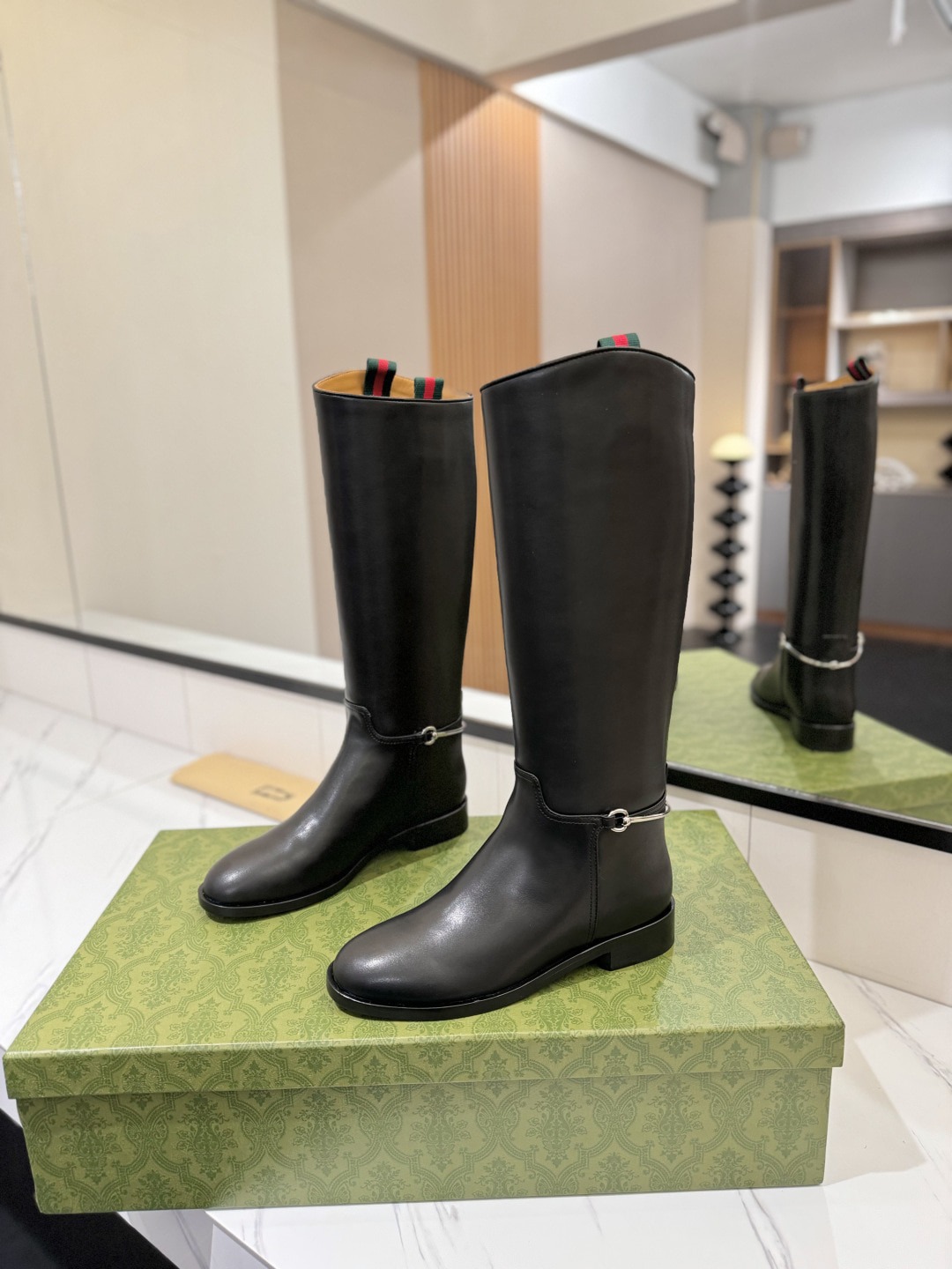 구찌 신상 라이더 부츠