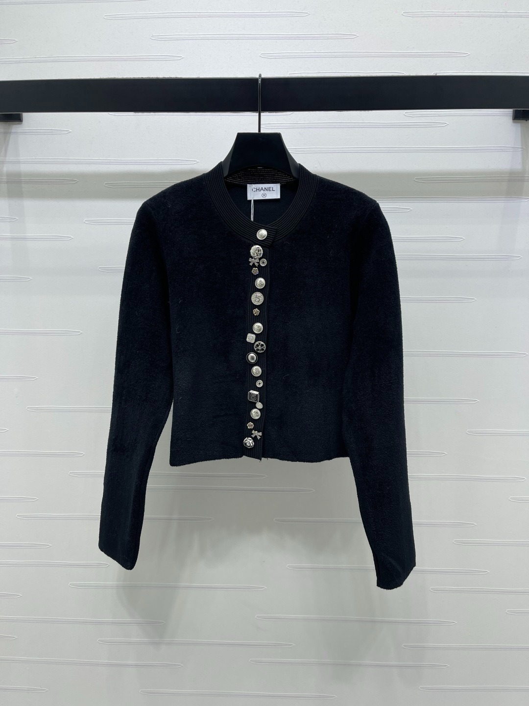 샤넬 26 봄 신상 라운드 니트 가디건