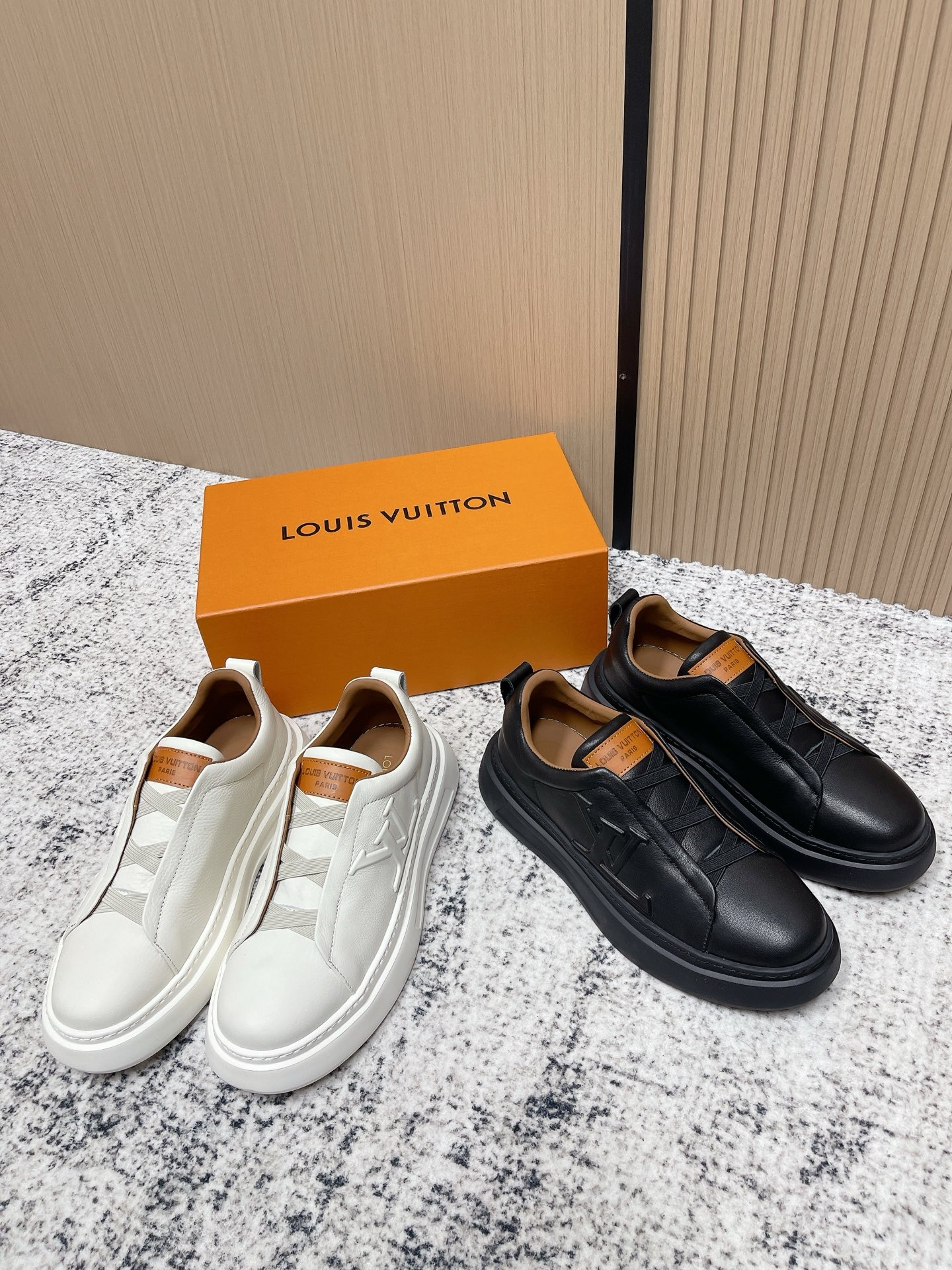 루이비통 25ss 신상 스니커즈