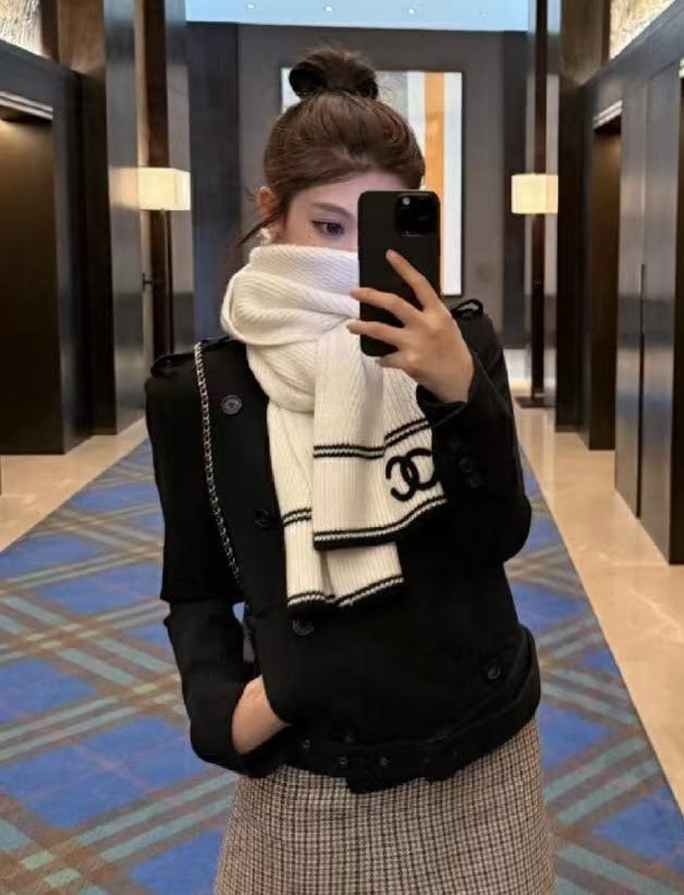 샤넬 신상 캐시미어 머플러