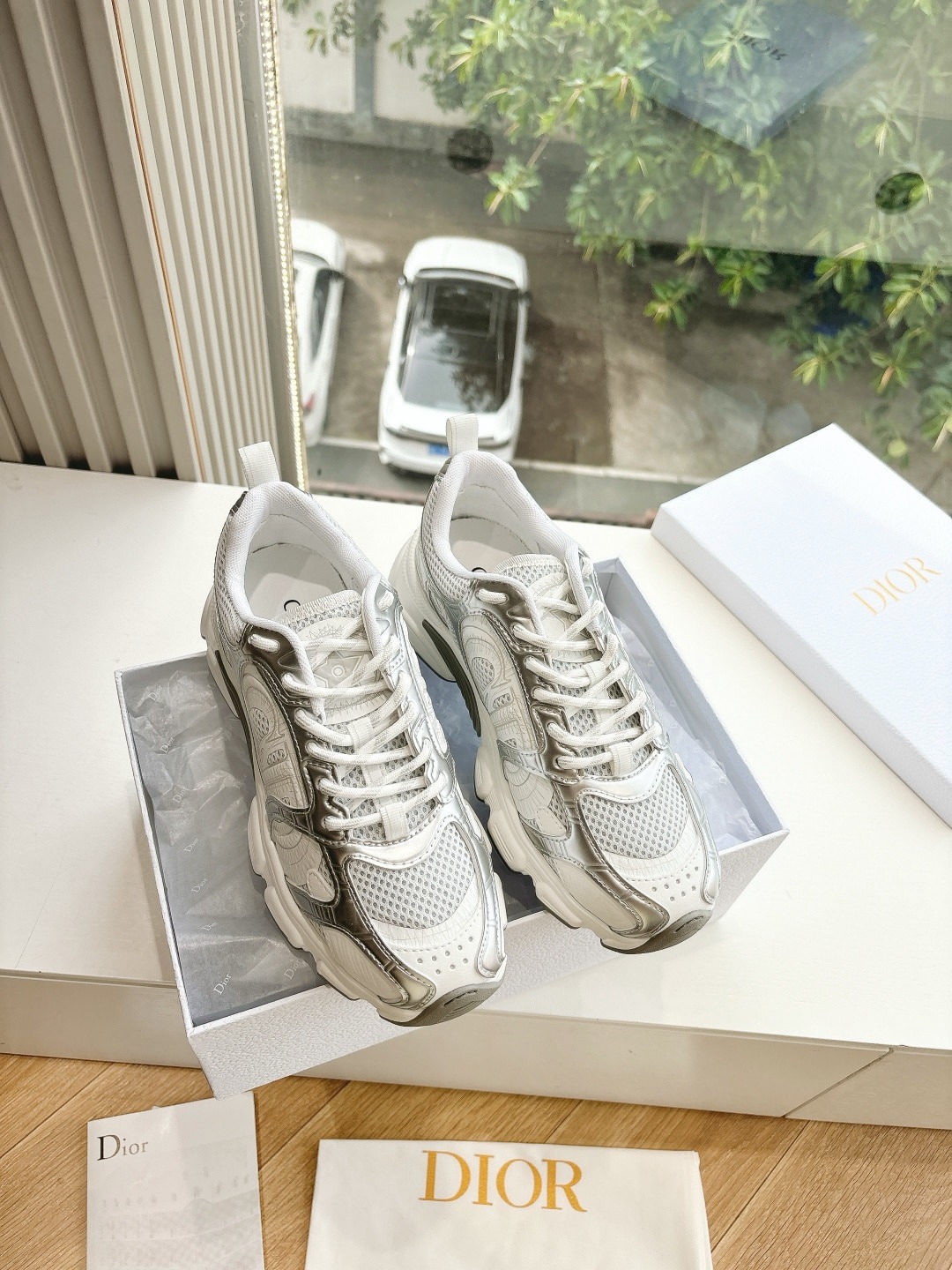 디올 신상 스니커즈