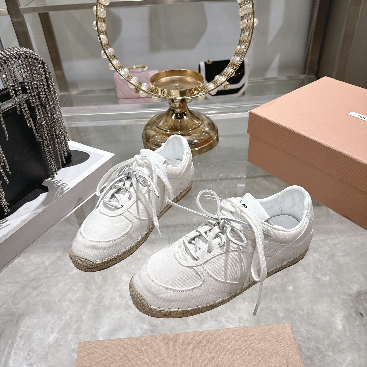 미우미우 26 신상 스니커즈