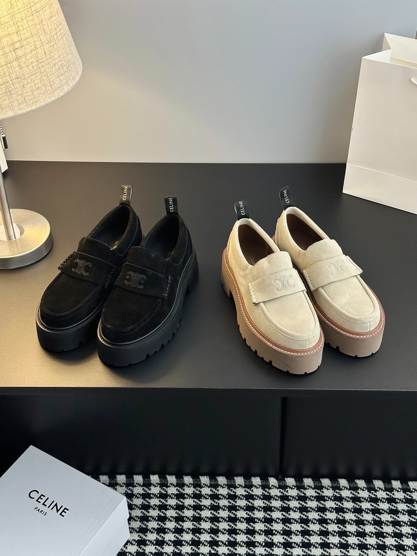 셀린느 신상 더비 슈즈