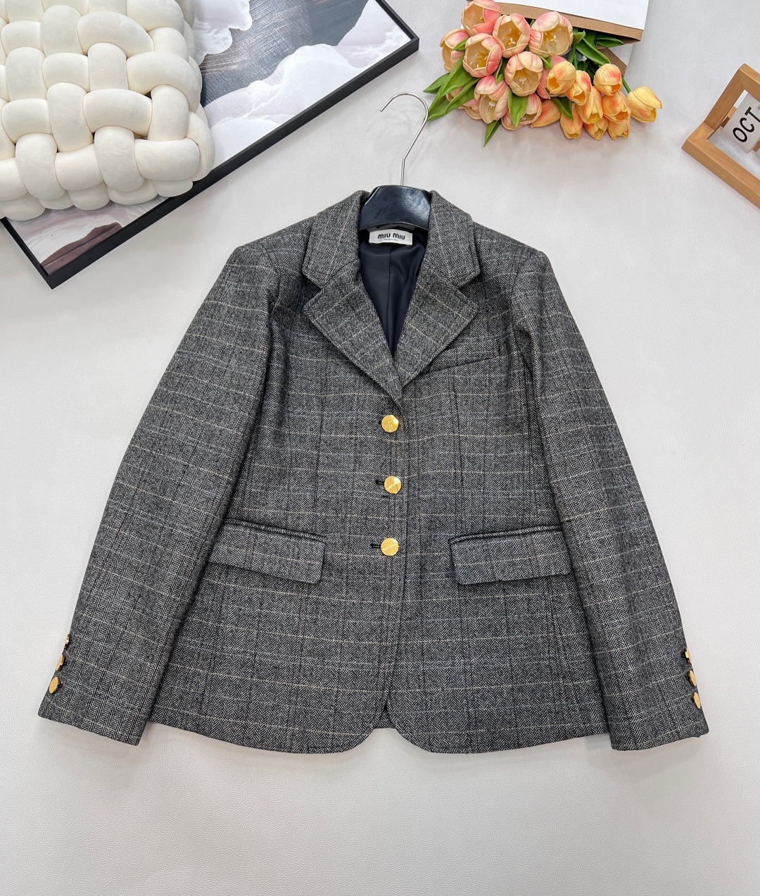 미우미우 신상 터틀넥 모직 코트