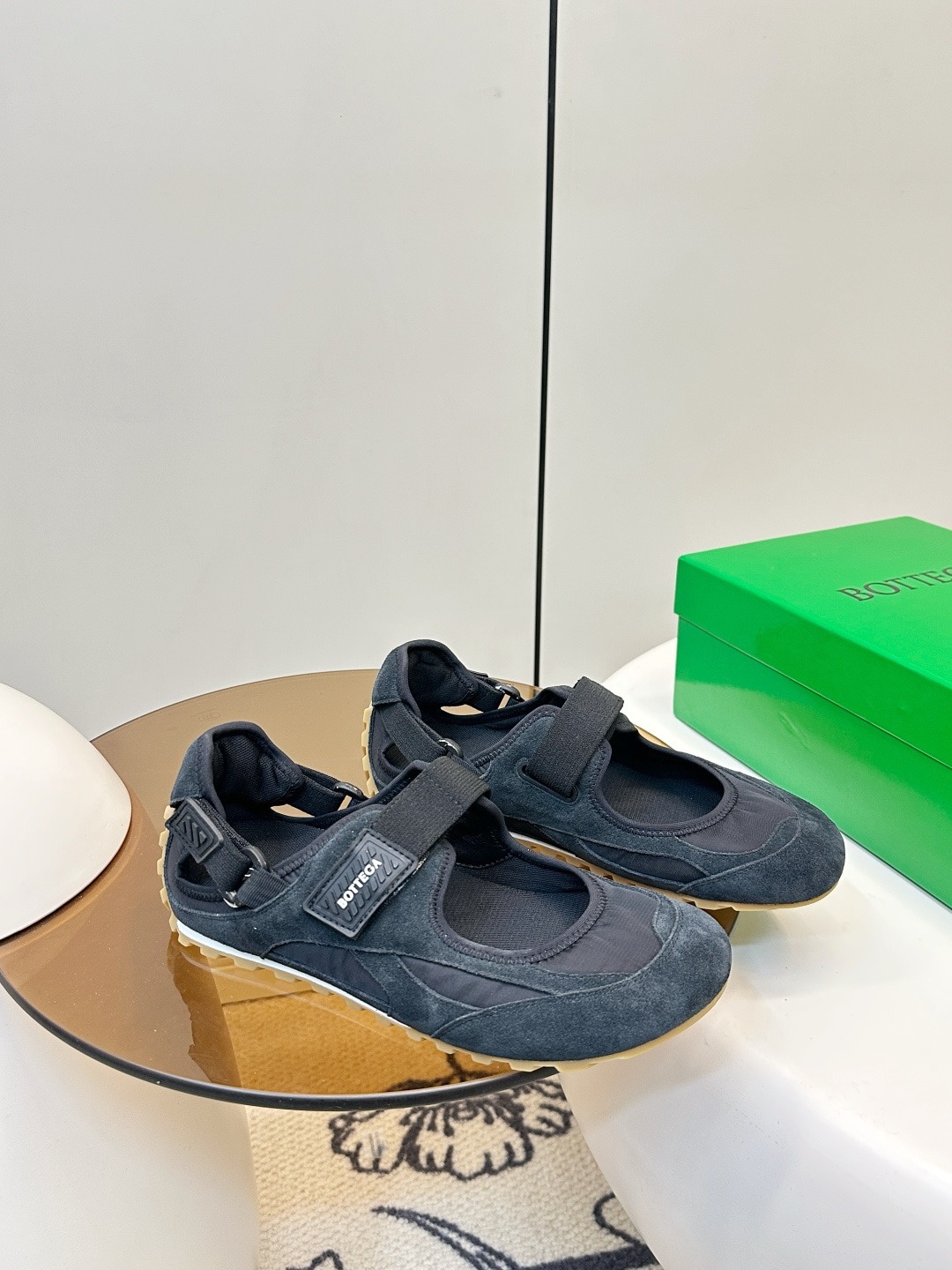 보테가베네타 메리제인 운동화