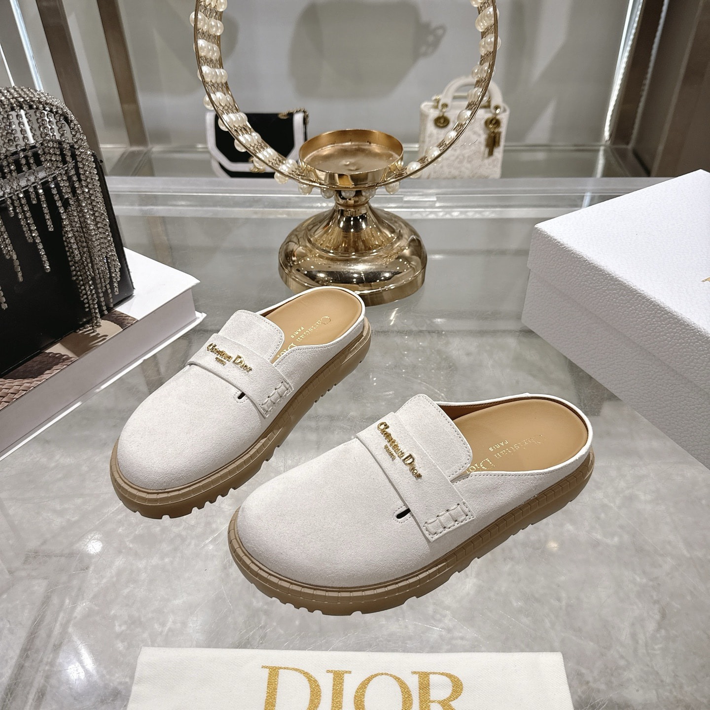 디올 25 신상 세미슬리퍼 보이뮬