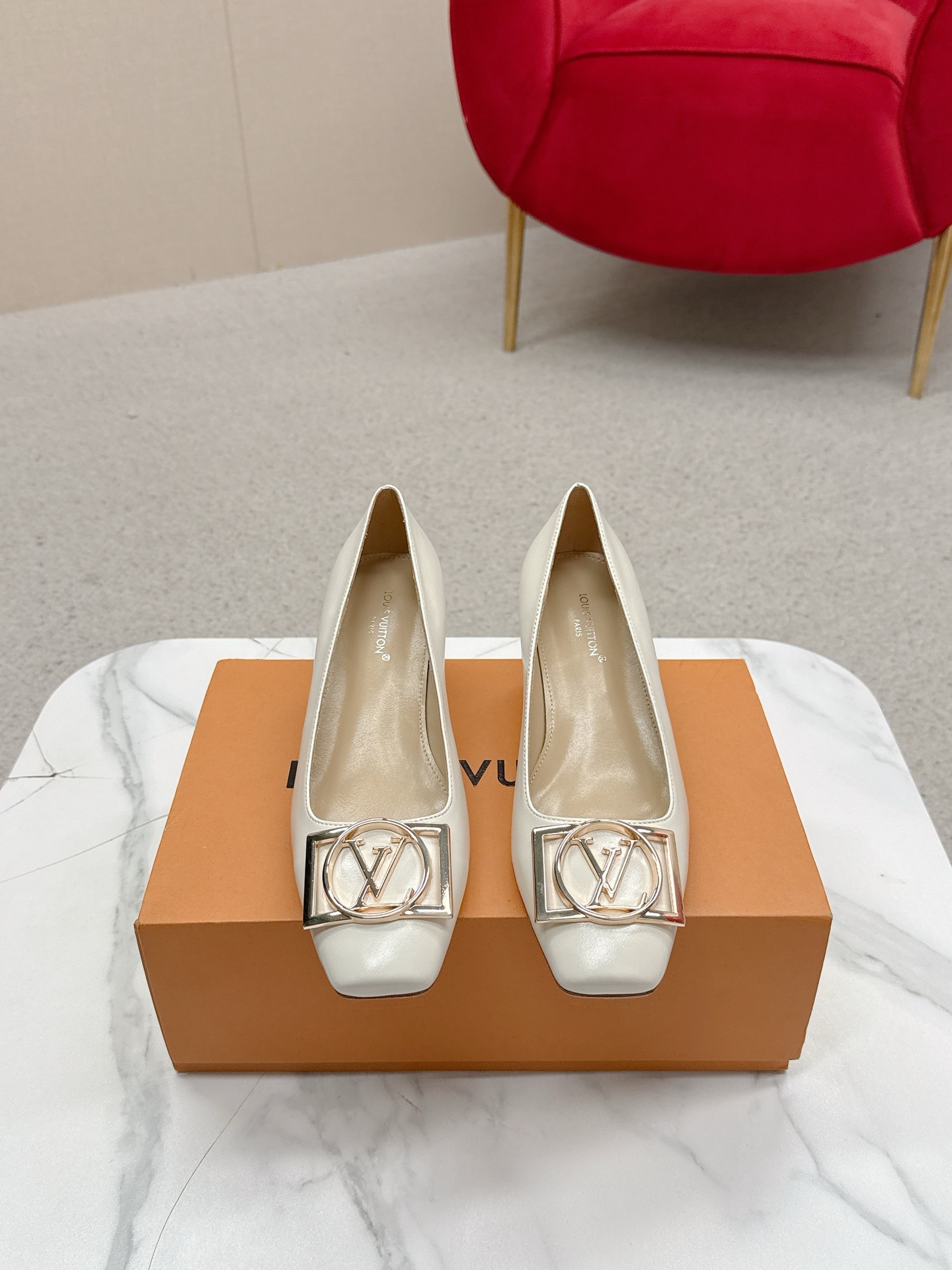 루이비통 클래식 스틸레토 힐