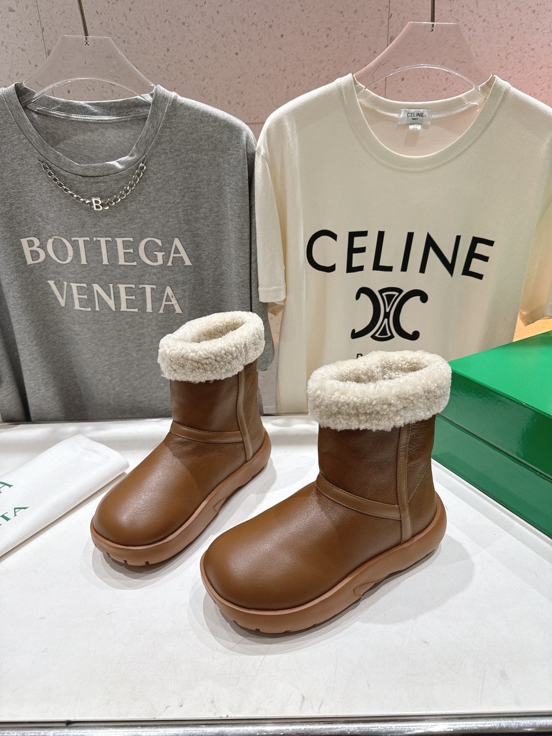 보테가베네타 F028 스노우 부츠