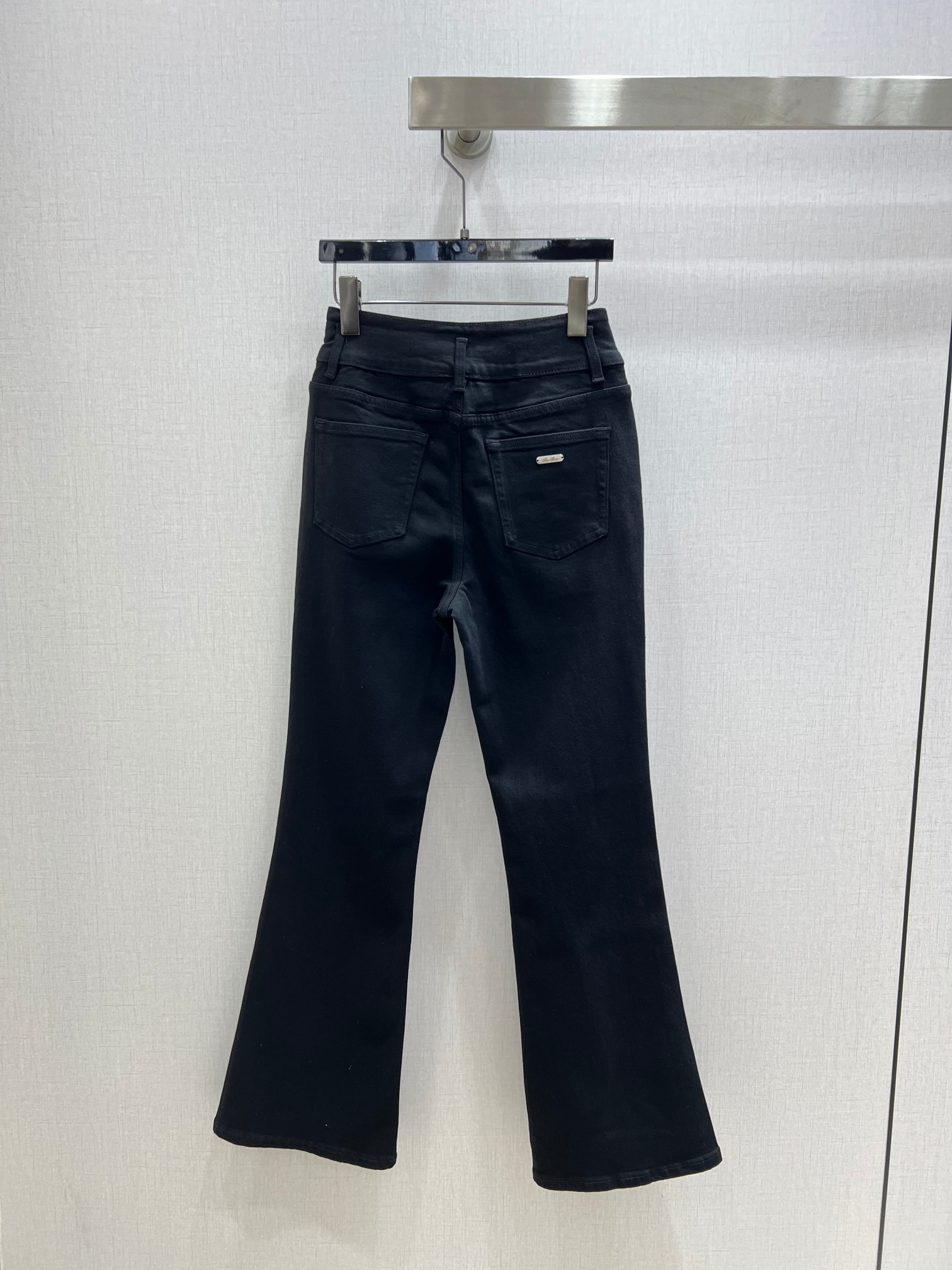 로로피아나 26 신상 블랙 부츠컷